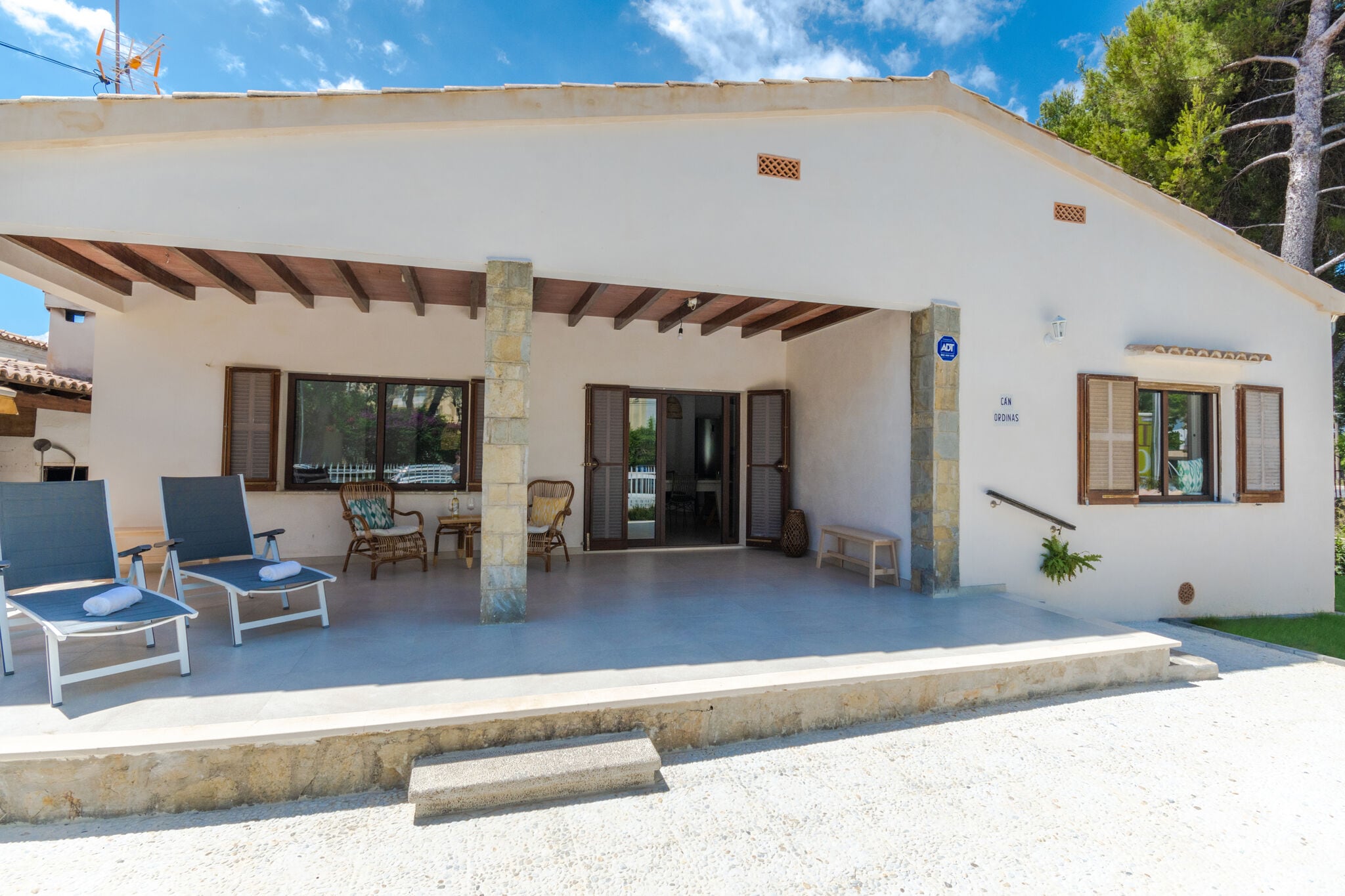 renovated modern villa just 50 meters from Alcúdia beach