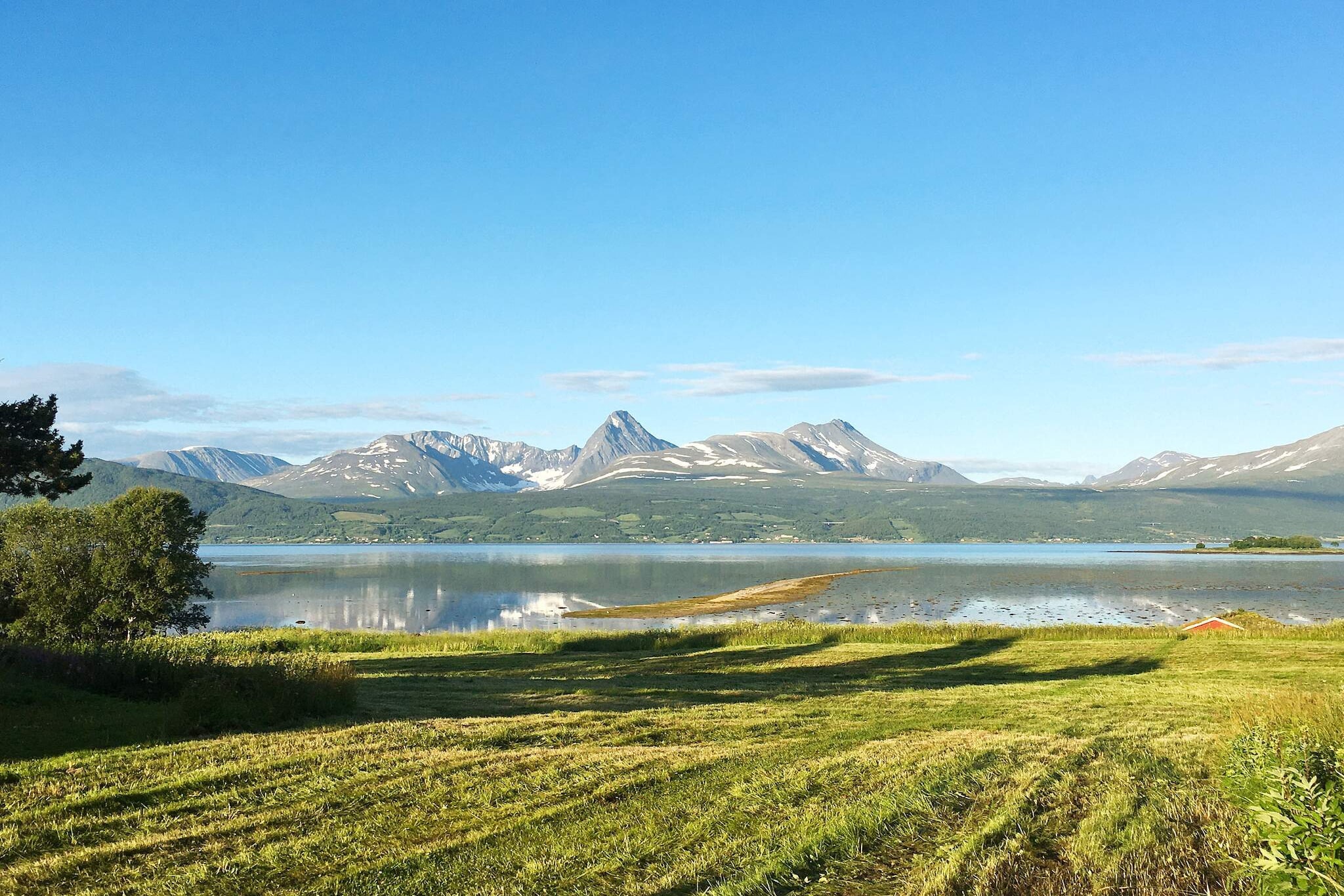 6 persoons vakantie huis in Storsteinnes - Waterzicht