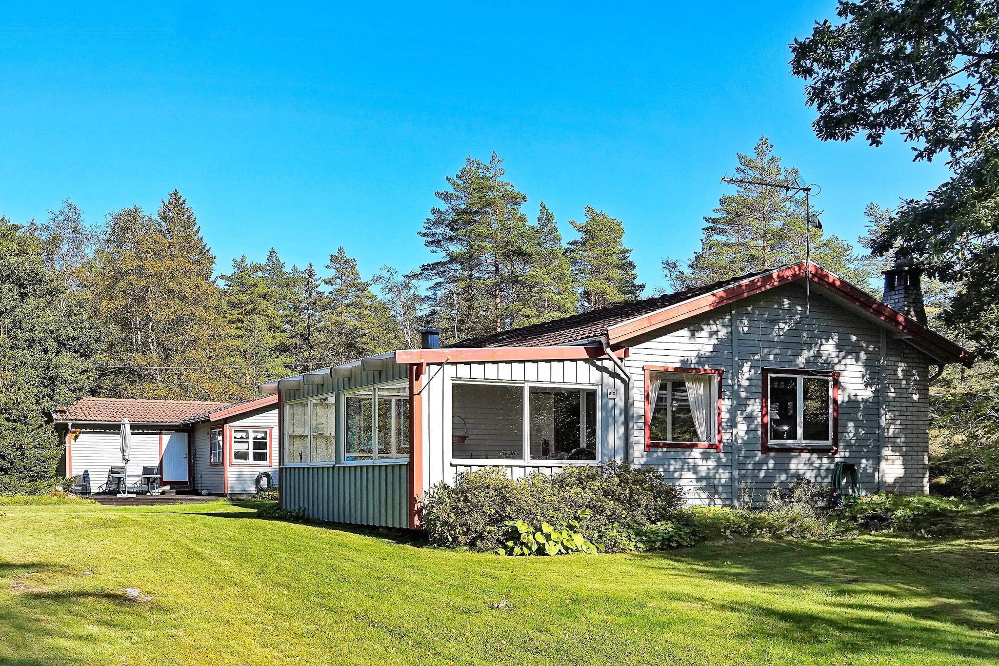 8 persoons vakantie huis in HENÅN