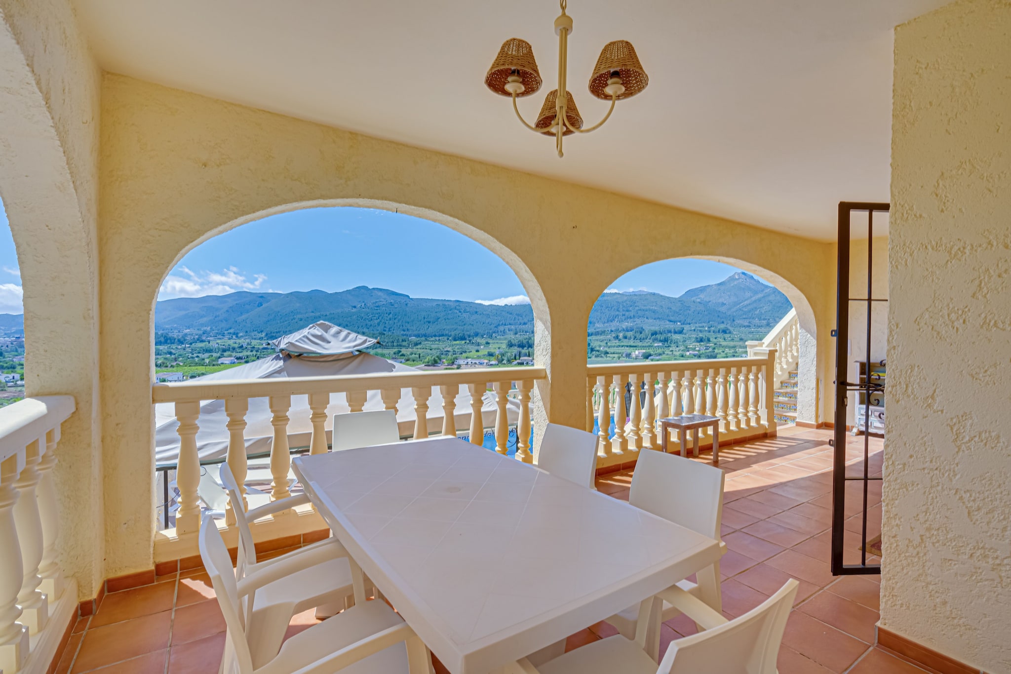 Villa en l´Almassara - Terrasse/Balkon