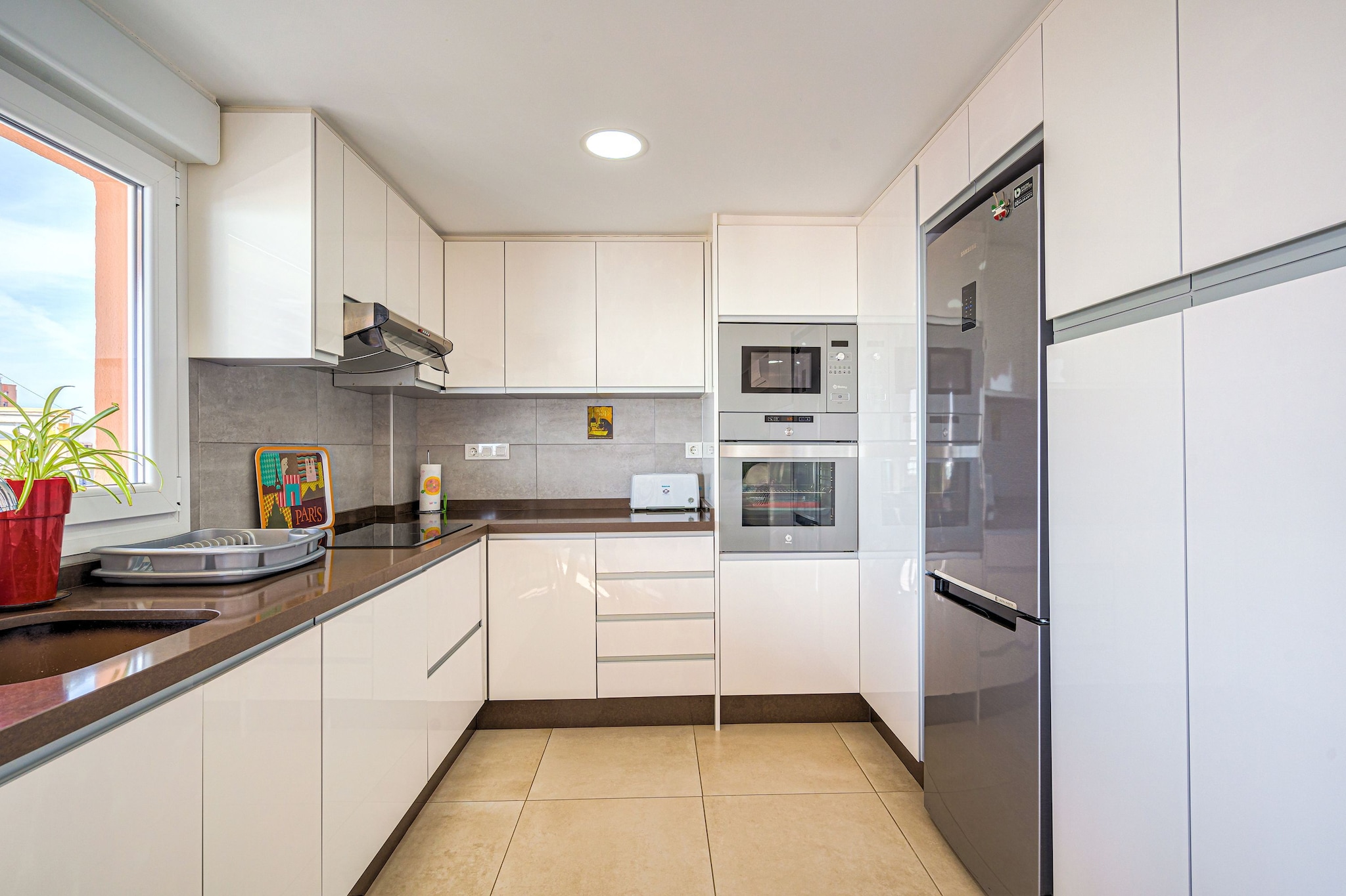 APARTAMENTO 1 LINEA-Kitchen