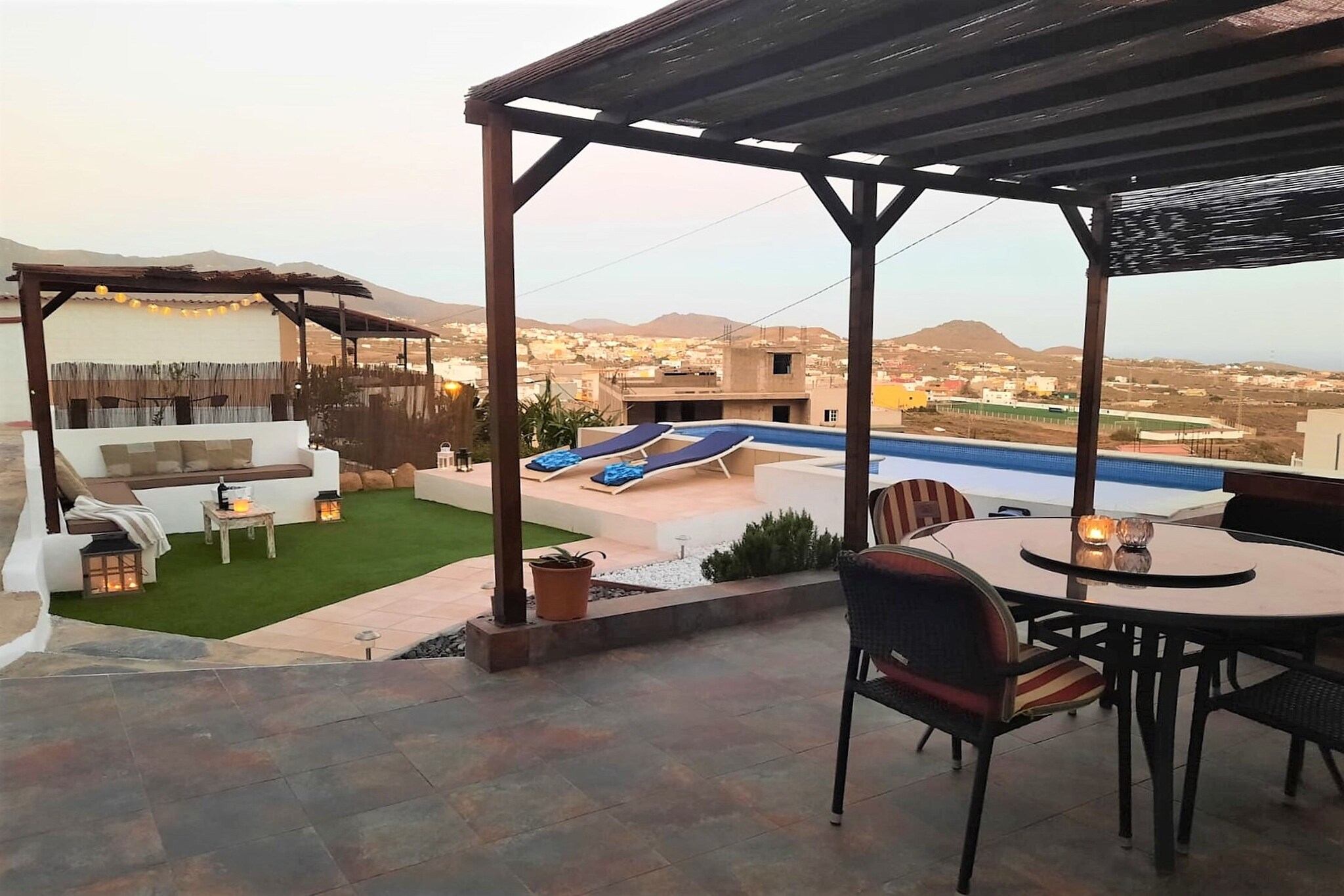 Casa Héctor-Uitzicht zomer
