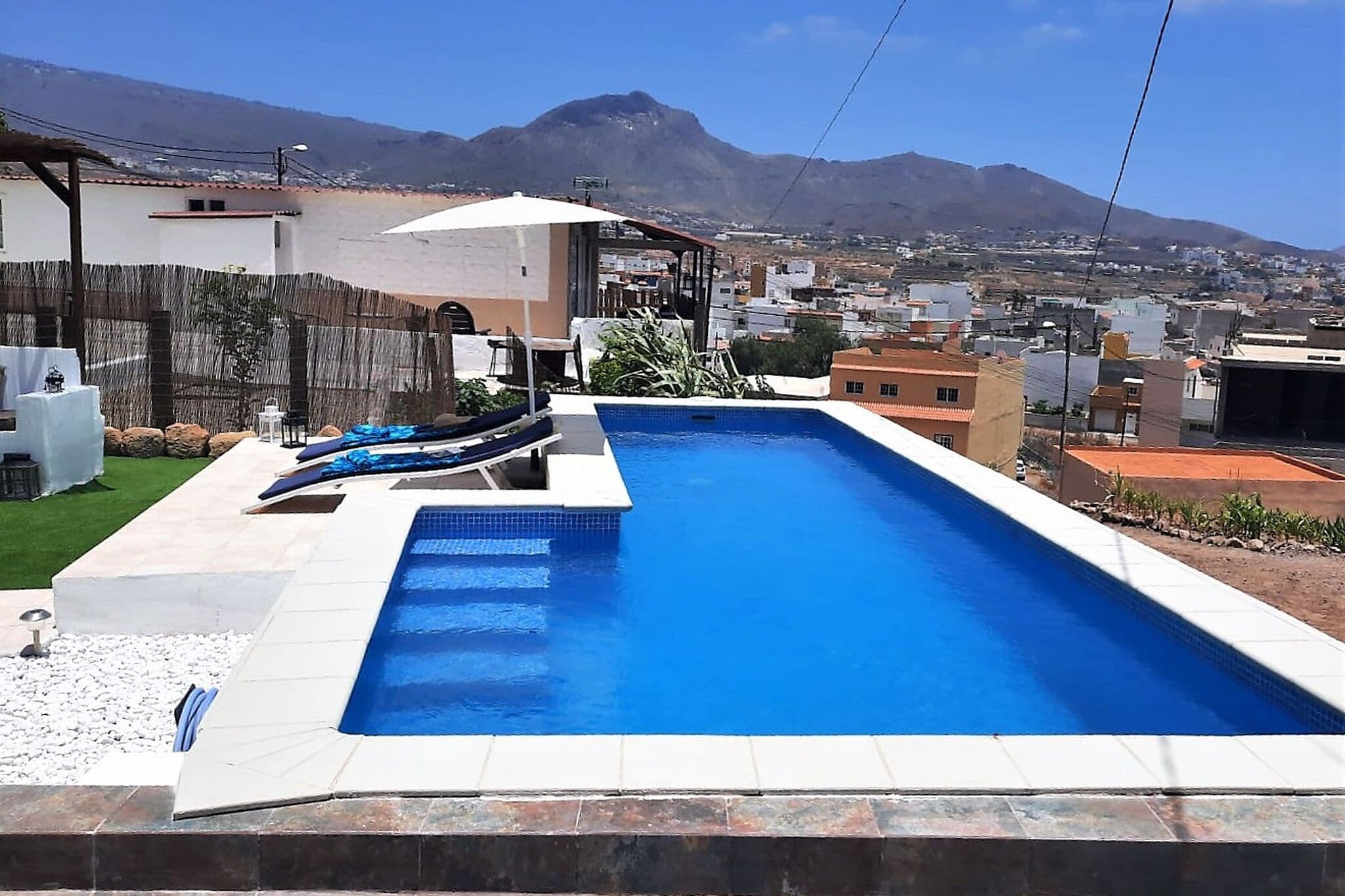 Casa Héctor, avec piscine privée chauffée et vue sur mer !