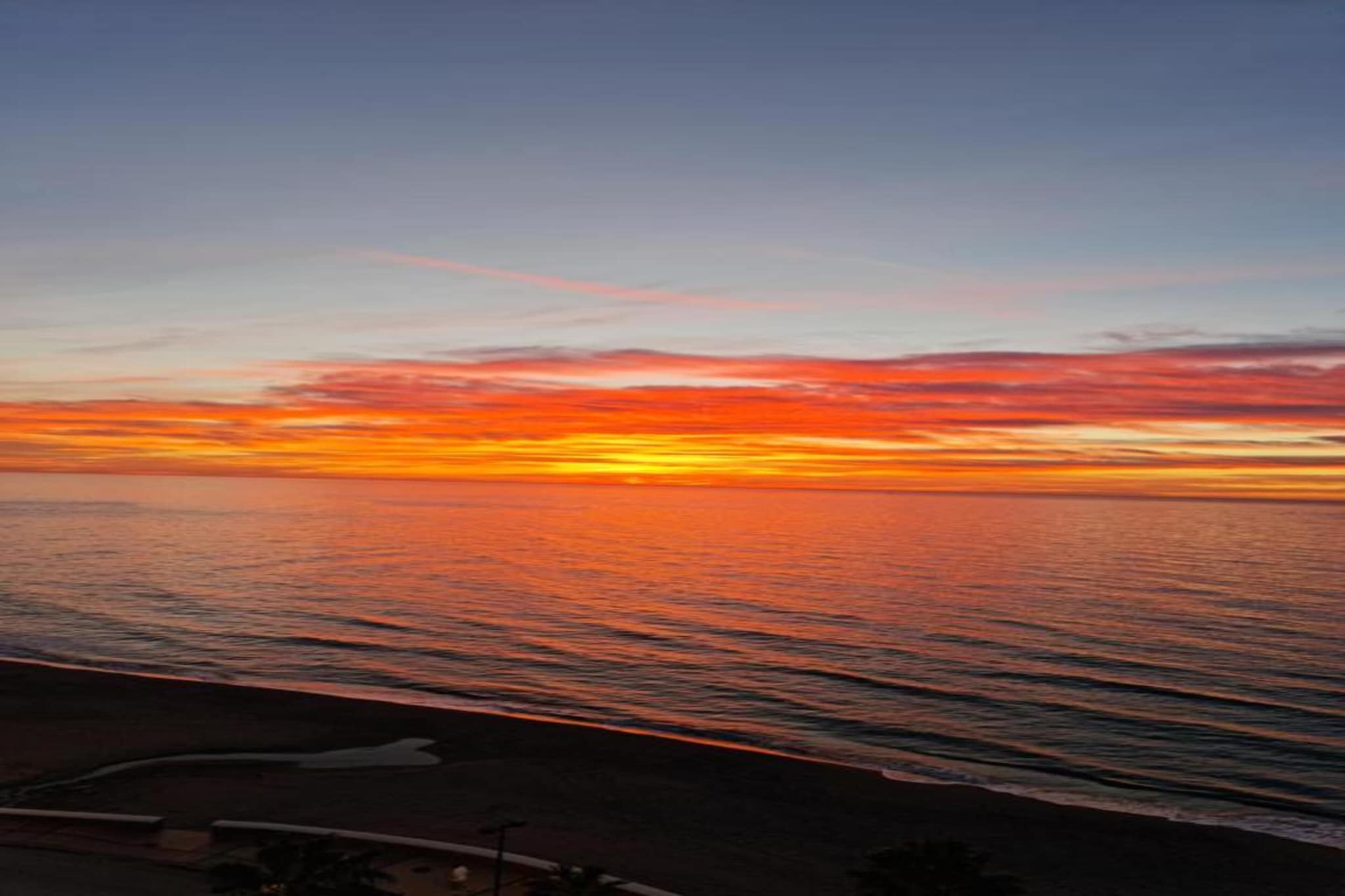 Sky-High Seaside Fuengirola Flat-Areas summer 20km