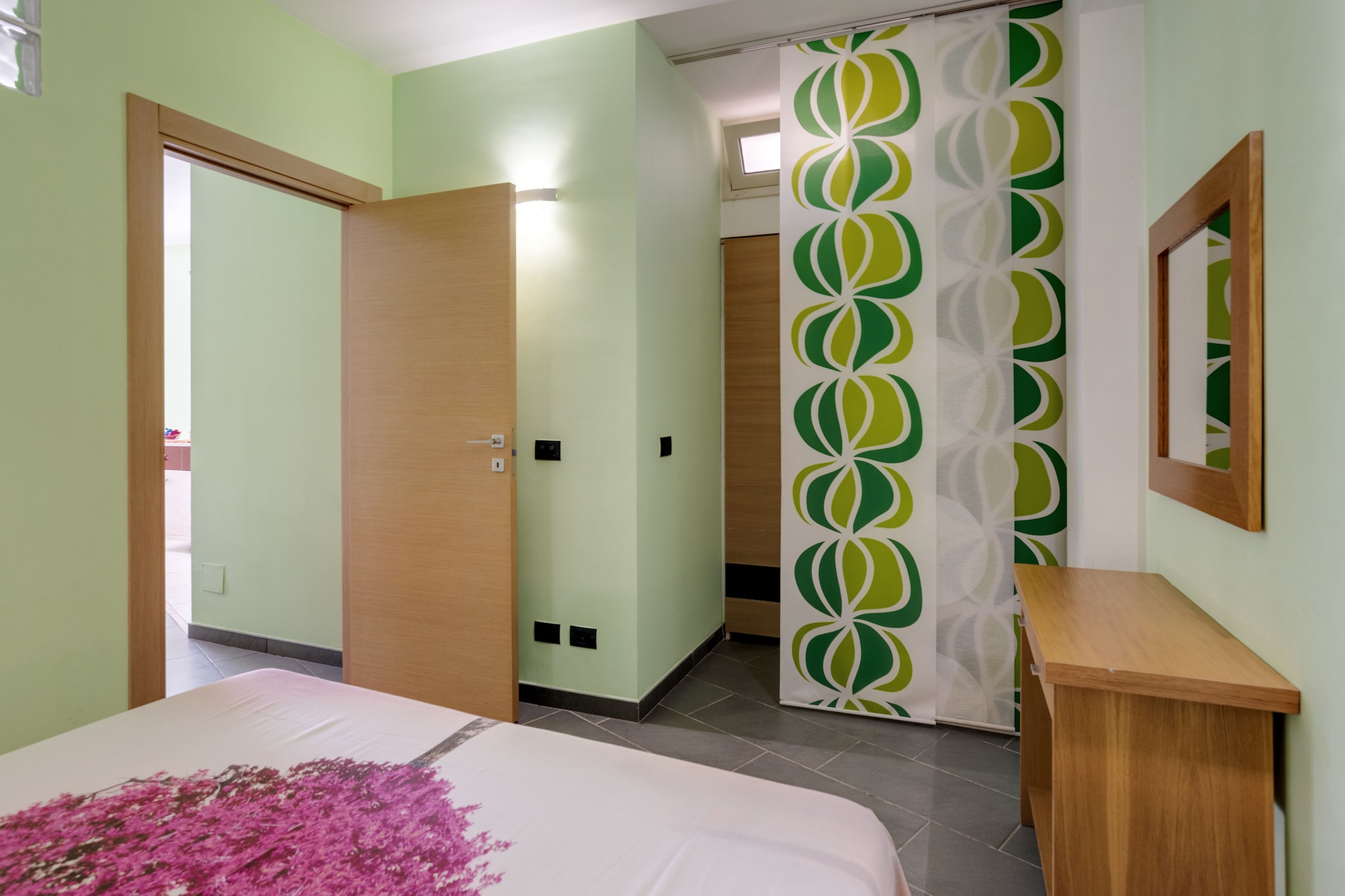 Bed Room