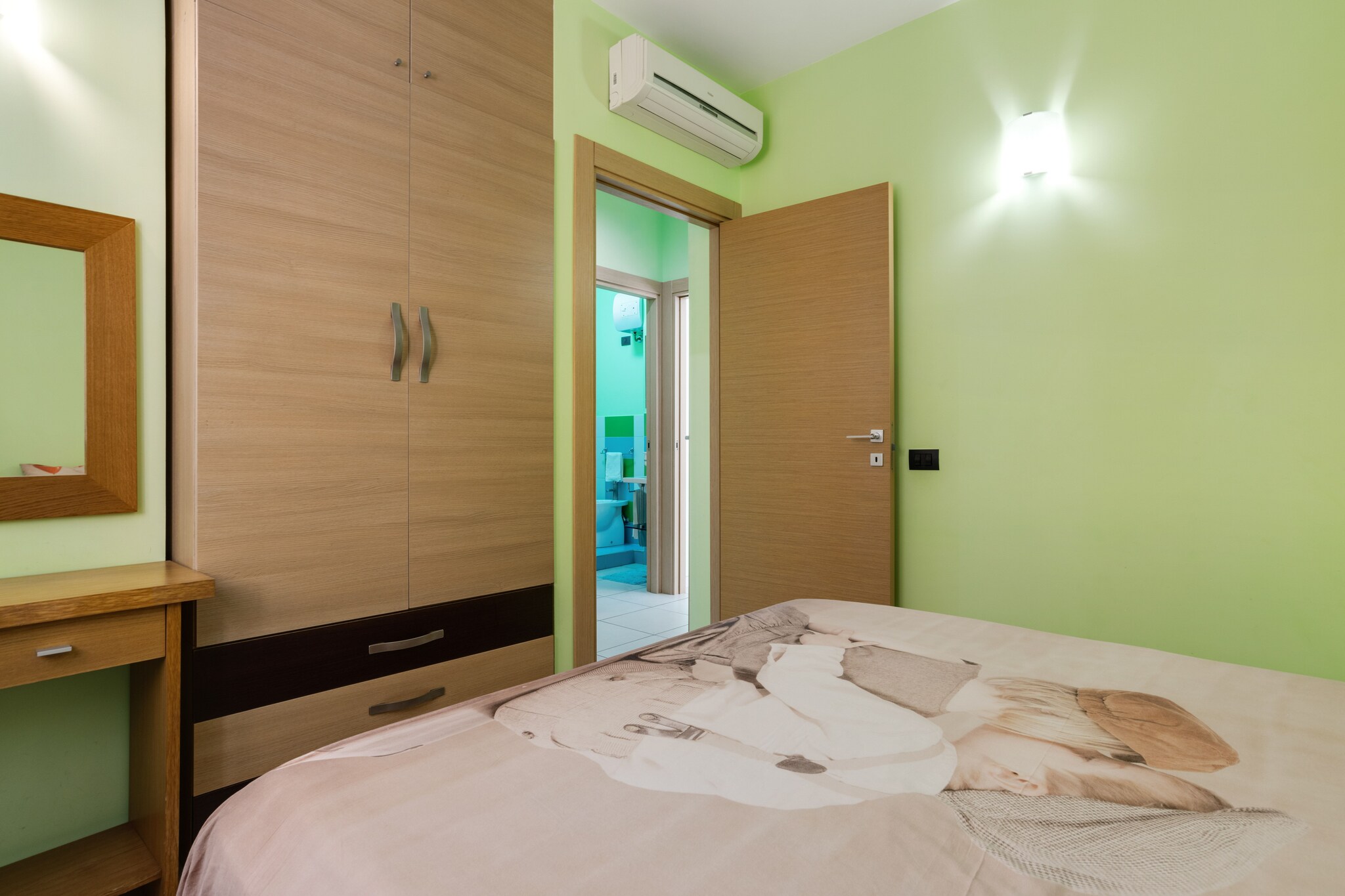 Bed Room