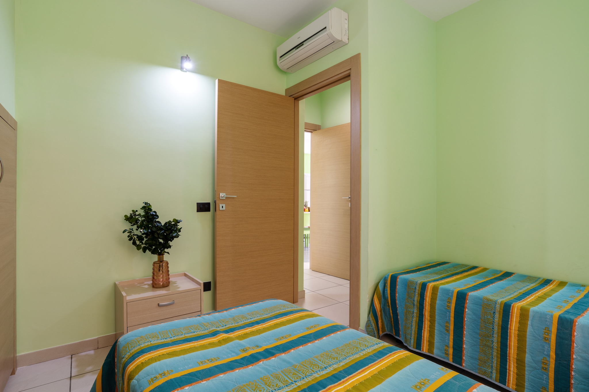 Bed Room