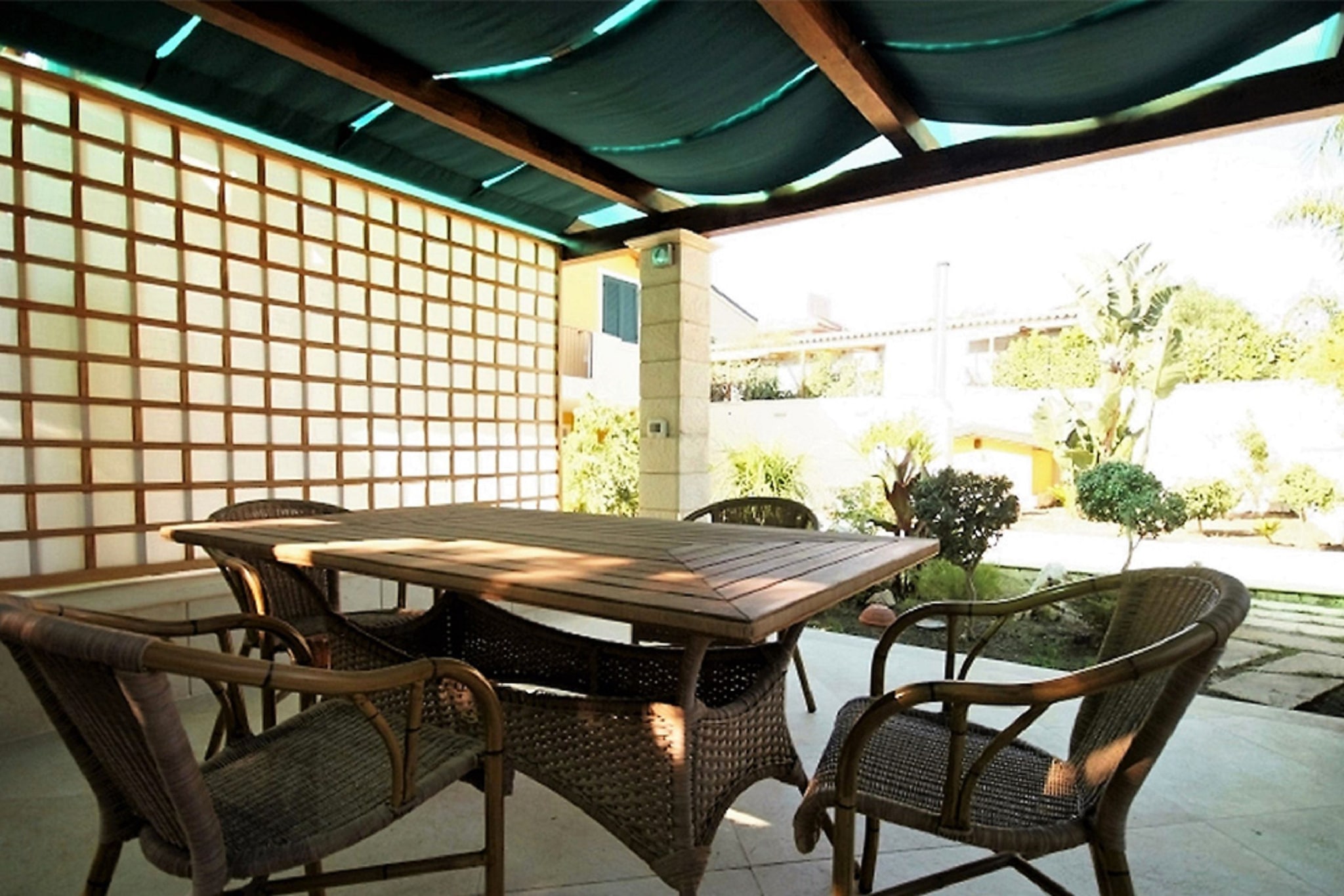 Zaffiro-Terrassenbalkon