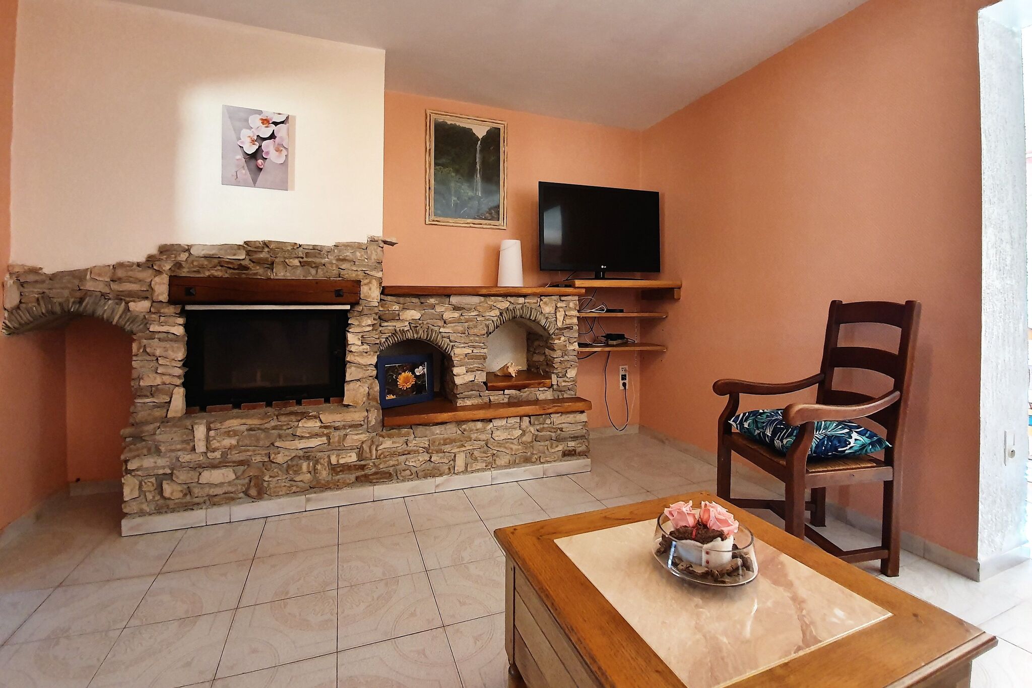 Comfortable holiday home in Olonzac with private pool