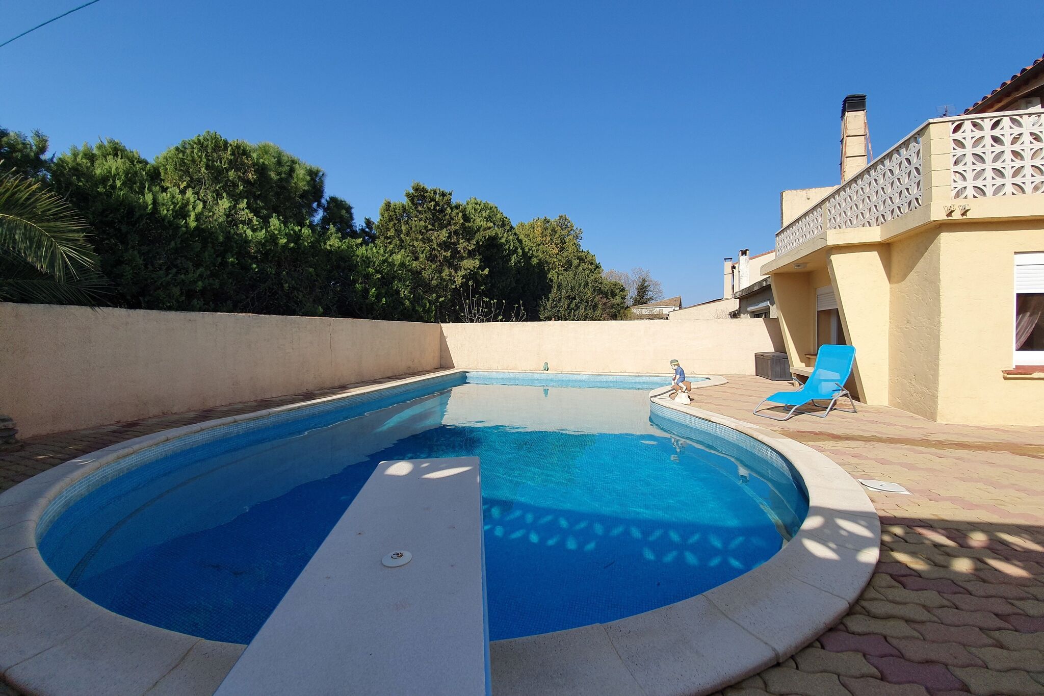 Majestueuse maison de vacances à Olonzac avec piscine privée