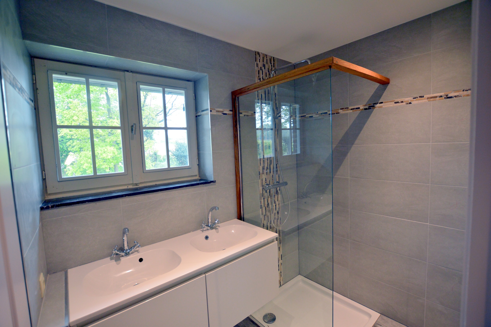 Gite Briscot-Salle de bain