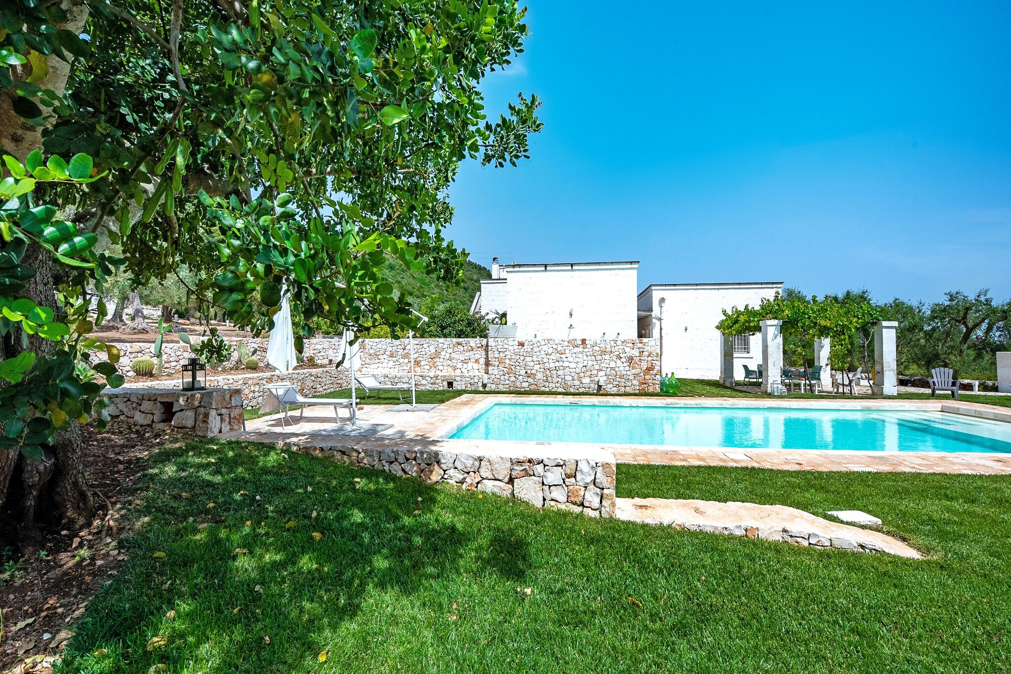 Beruhigende Villa in Fasano mit Swimmingpool