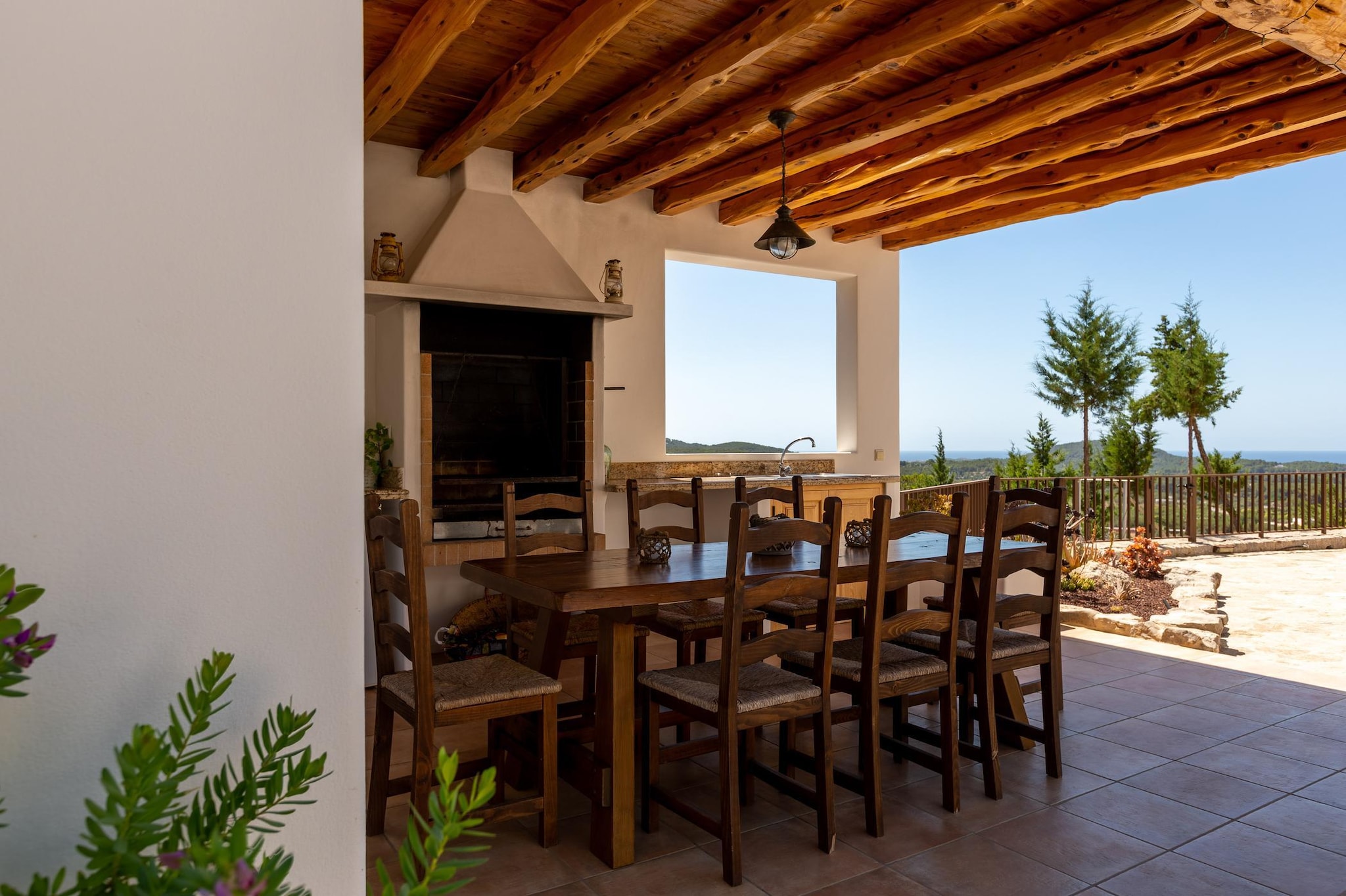 Can Sabina-Terrasbalkon