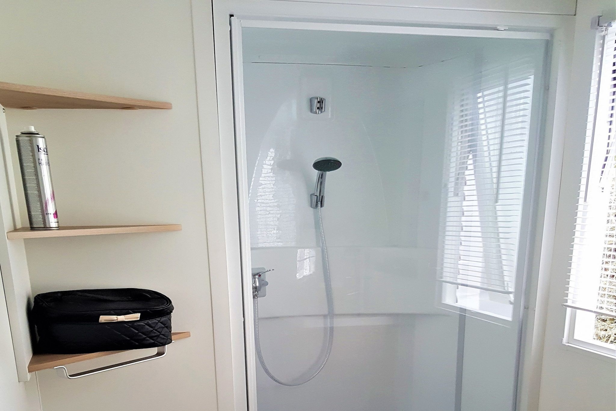 Mobil-home 6 pax-Badezimmer