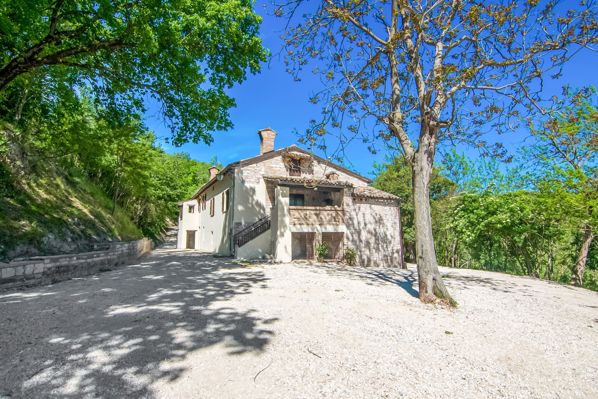 This lovely holiday home in Cagli consists of 2 apartments on the first floor with a balcony. It is an ideal option for a family holiday, as the swimming pool here will keep you cool and happy.

The beautiful seaside beaches at Fano are approximately 51 km from the property. You can enjoy world-famous Italian cuisine at the nearby restaurants in Acqualagna and you can fish at the lake 800 m from the house. Near the house, there is a truffle field where the HO offers the possibility of a truffle hunting demonstration. HO also offers a taste of the food products of his biologic productions like wine, olive oil, pasta, honey, etc... It is also possible to buy tasted products as well. 

Air-conditioning is available on request and must be paid on the spot. The house has a lot of privacy and a large solarium with sunbeds. The garden is equipped with attractive furniture, you can prepare tasty dishes on the Masonry barbecue. Lots of privacy will ensure some safe times in this pandemic era.