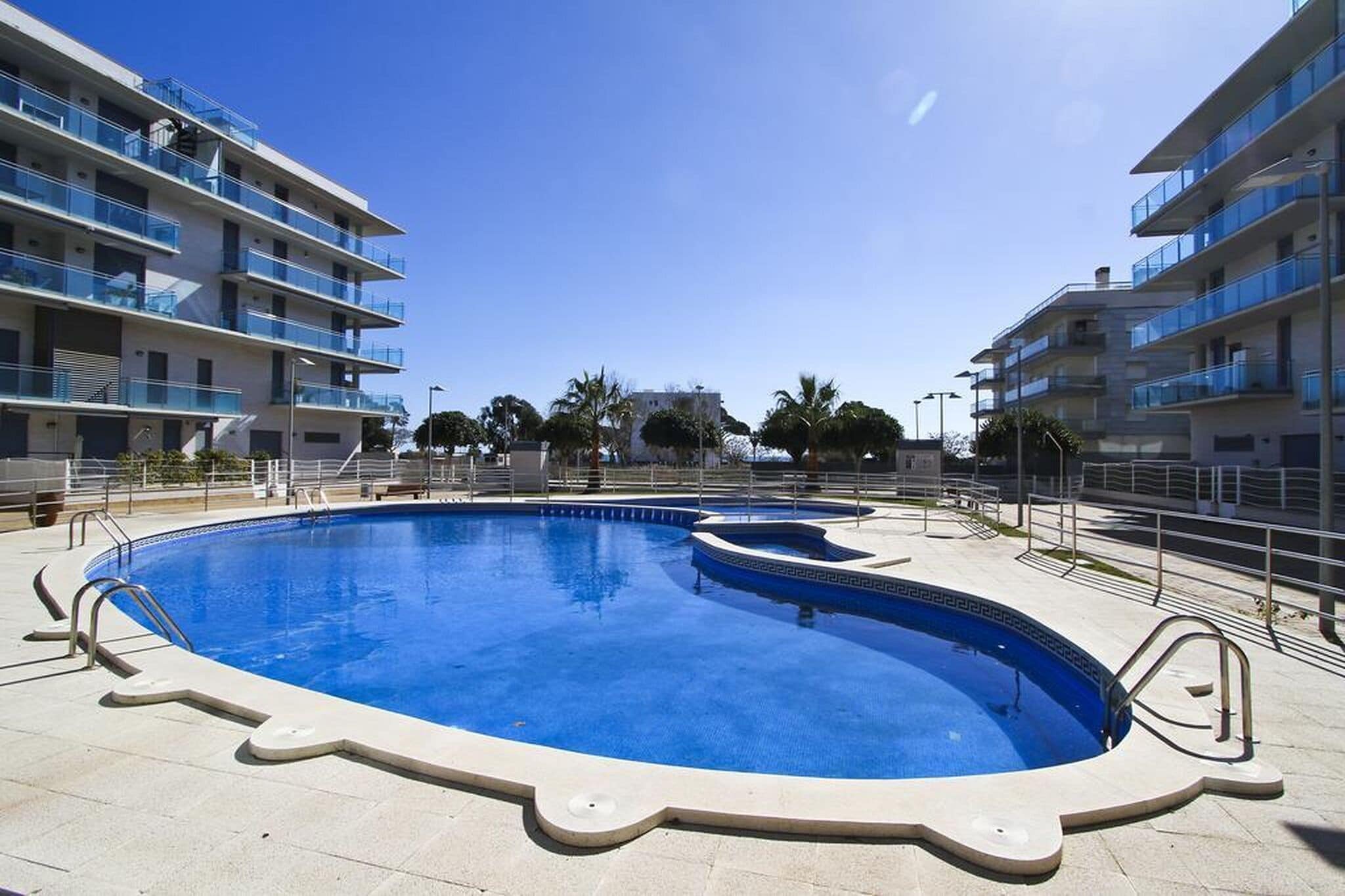 Marvelous Apartment in Cambrils with Swimming Pool