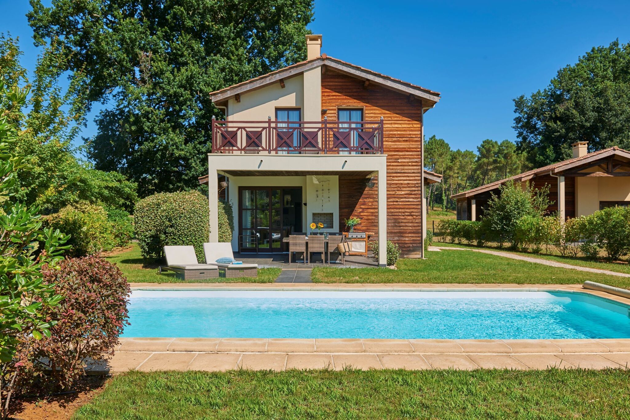 Villa très luxueuse avec piscine privée et terrasse couverte