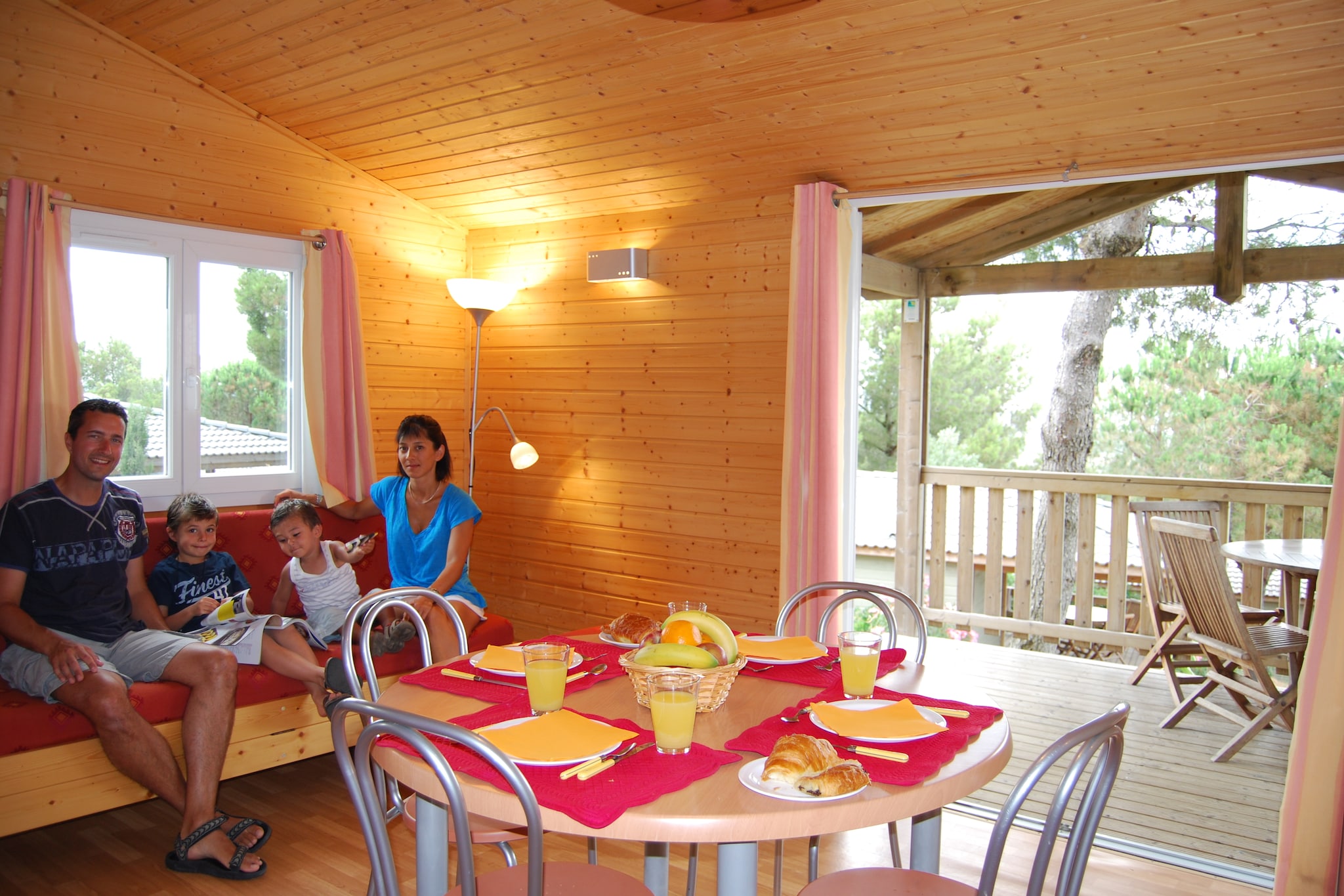 Vrijstaande cottage met airco in Agde nabij het strand