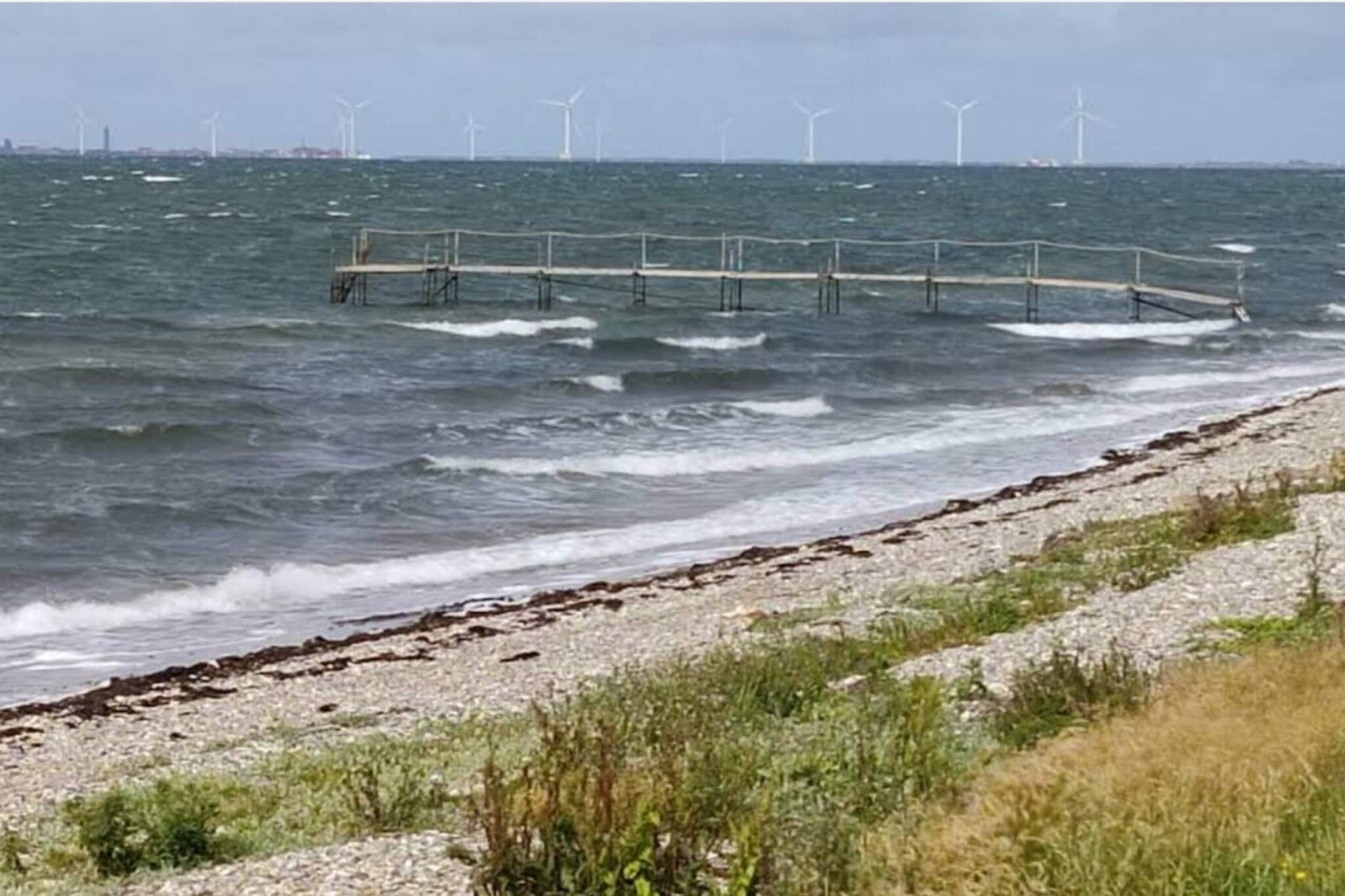 Gezellige Kusthut Rustplaats-By Traum-Waterzicht
