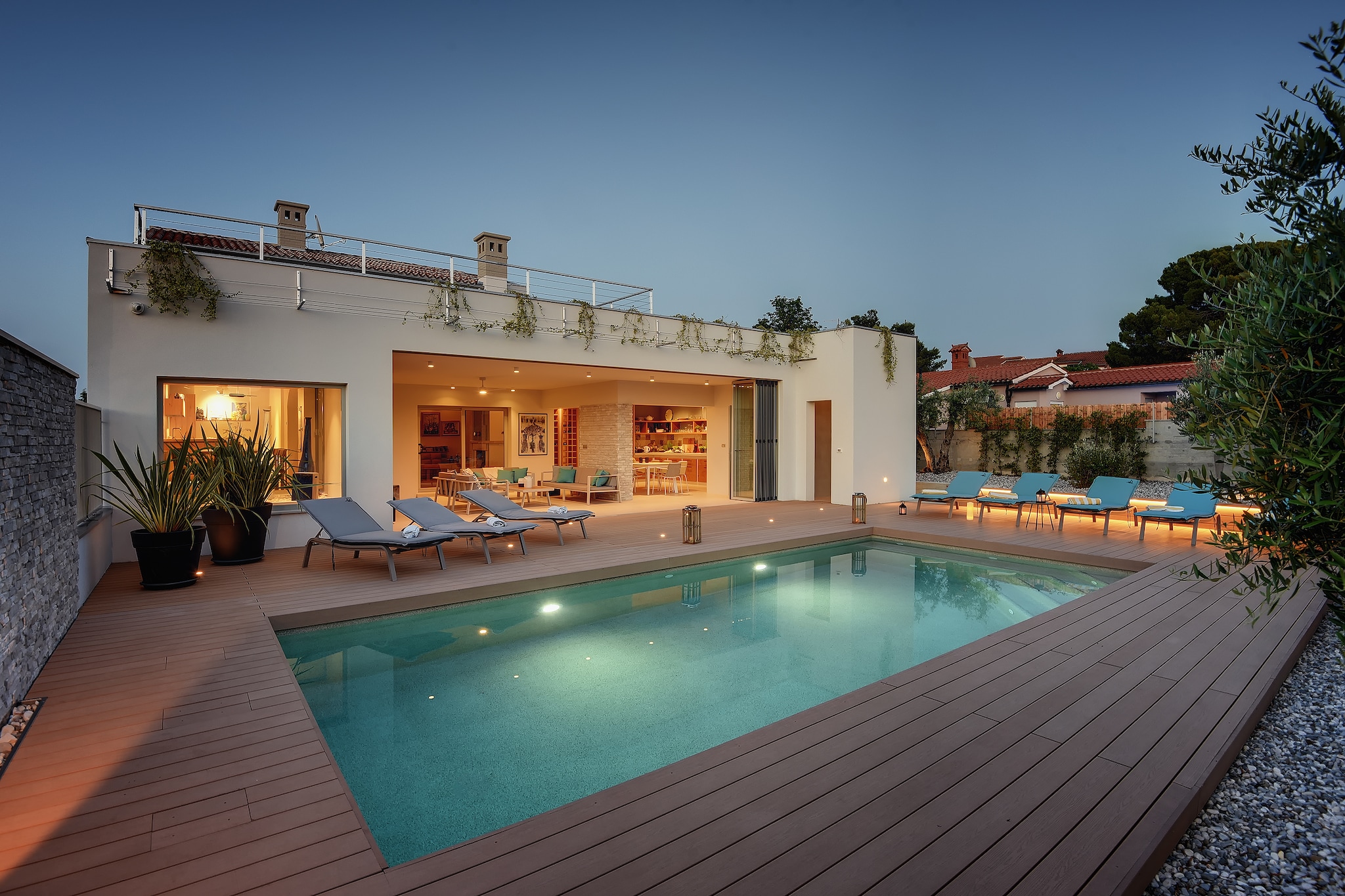 Villa in Stinjan with Pool and Sea View