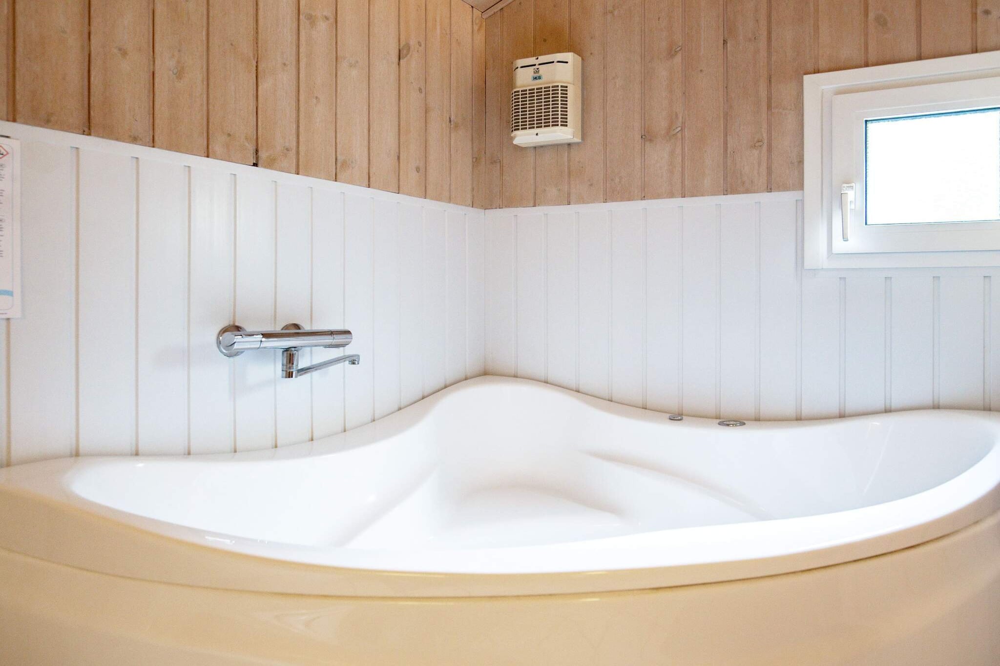 6 Personen Ferienhaus in Saltum - Wellnessbereich