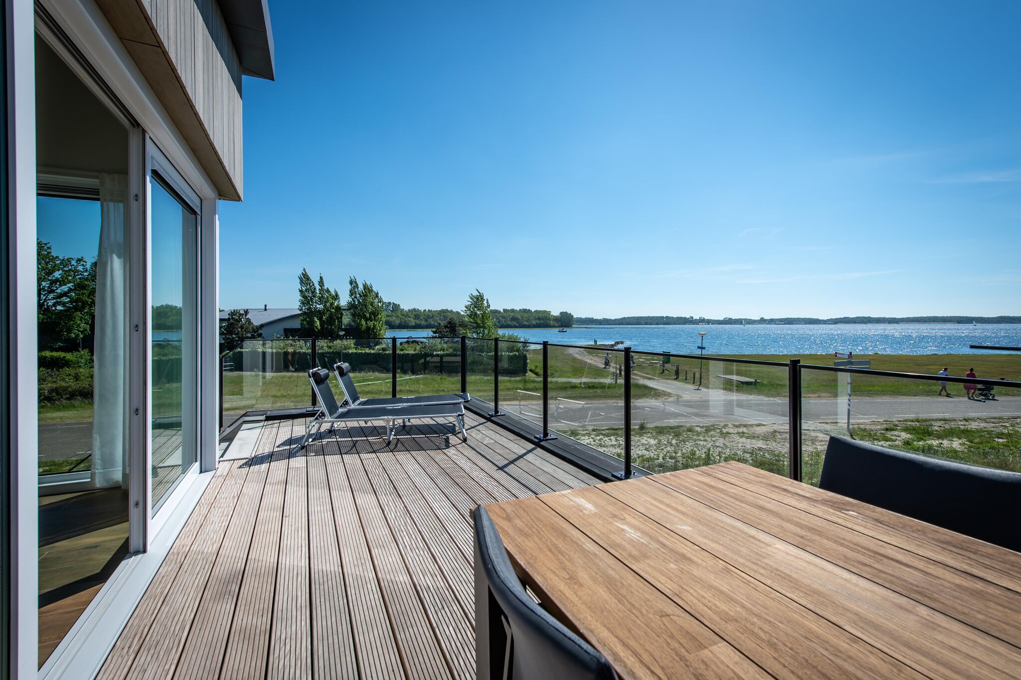 Villa moderne avec vue sur le lac de Veere