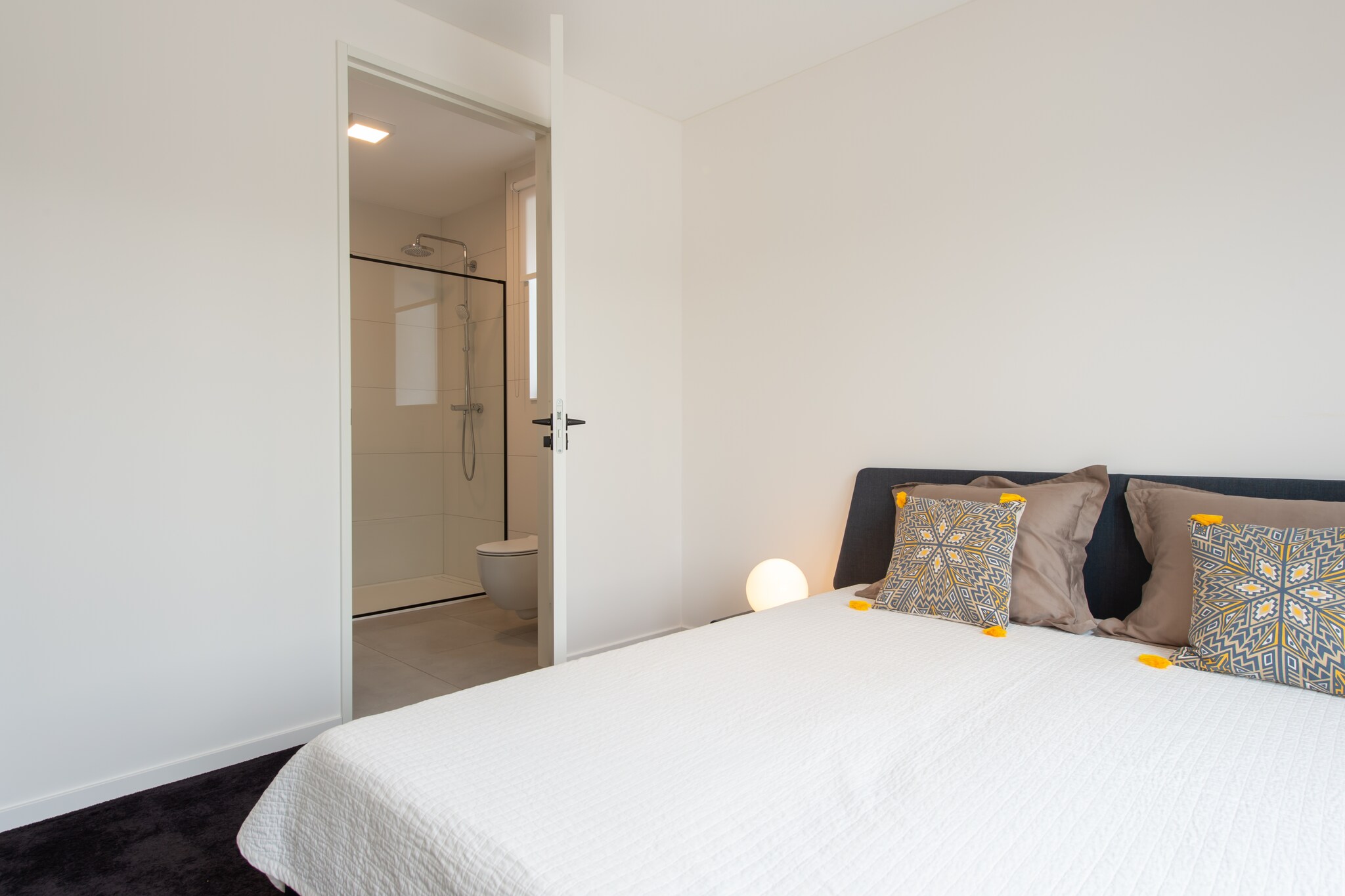 Bed Room
