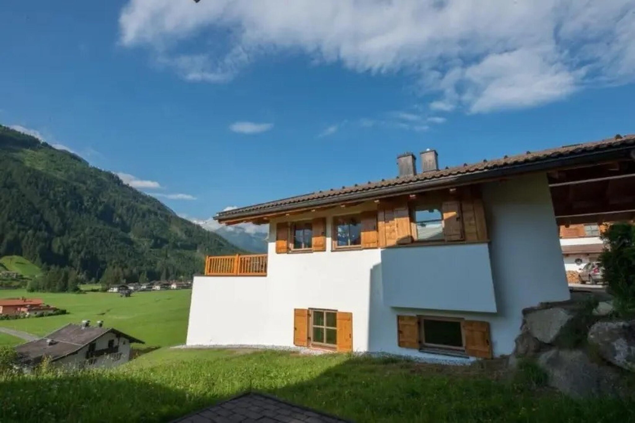 Schöneben Chalet MiJoBa - View in summer