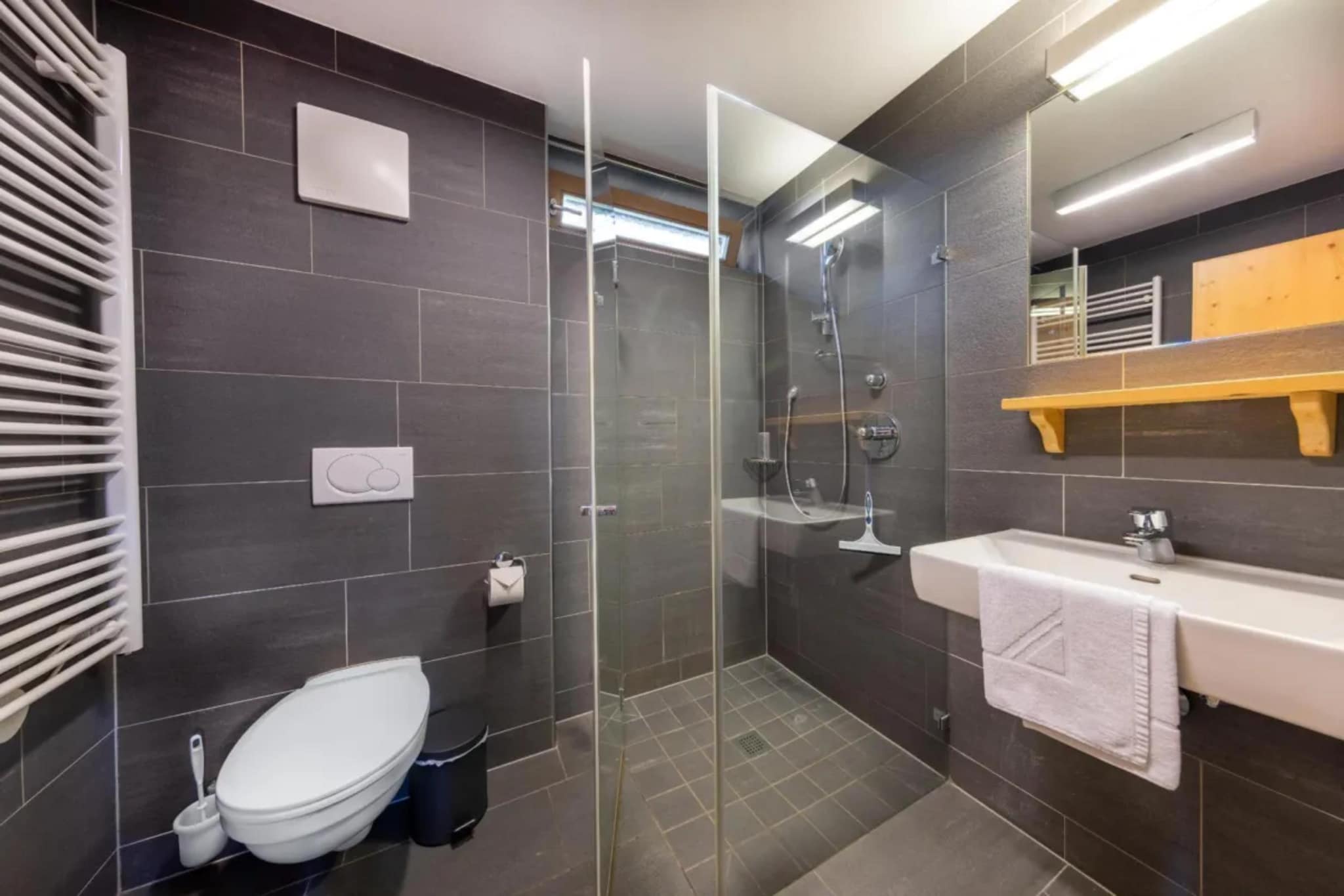 Schöneben Chalet Scorleduyn - Badkamer