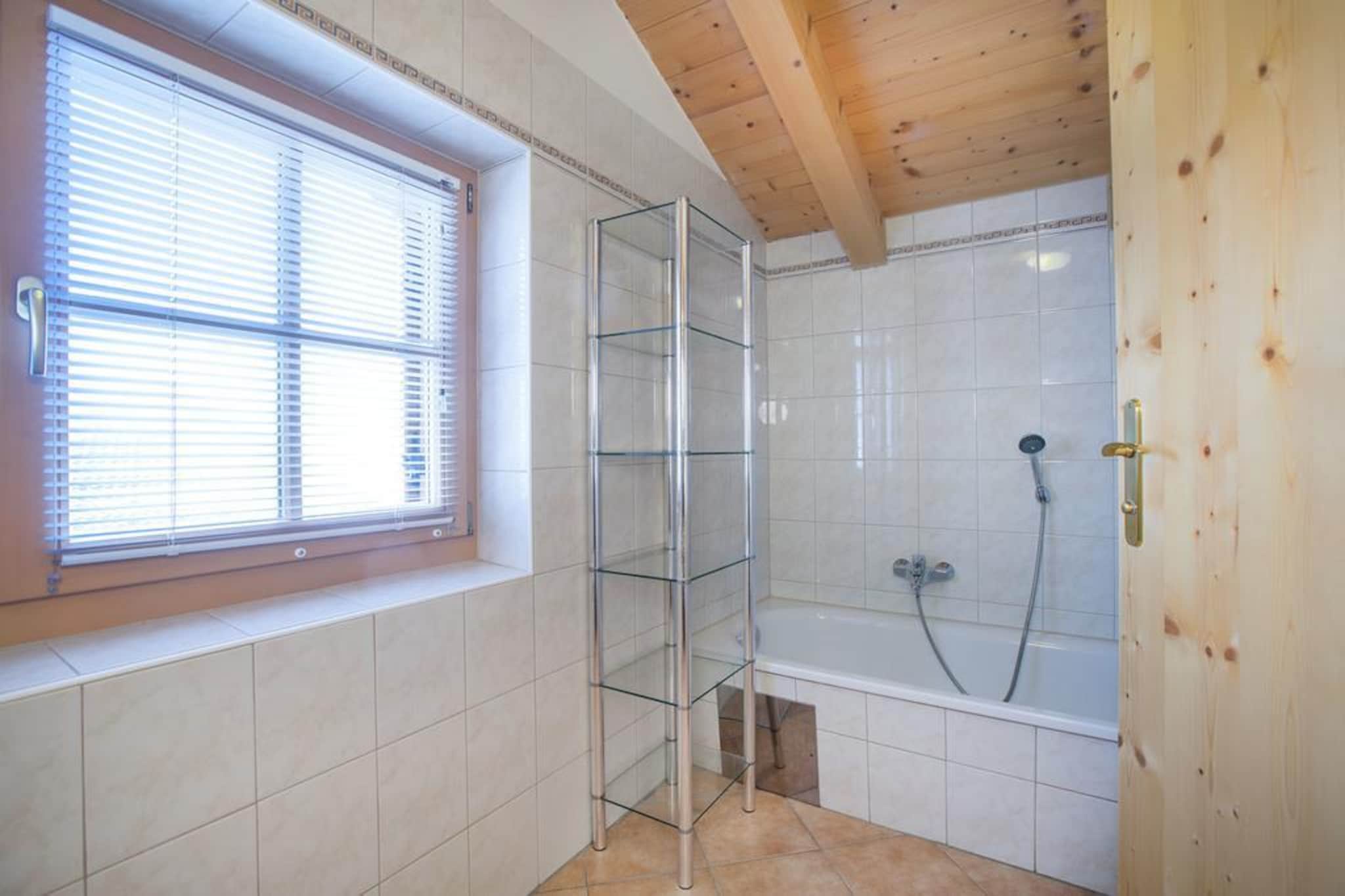 Chalets im Wald - Untagged