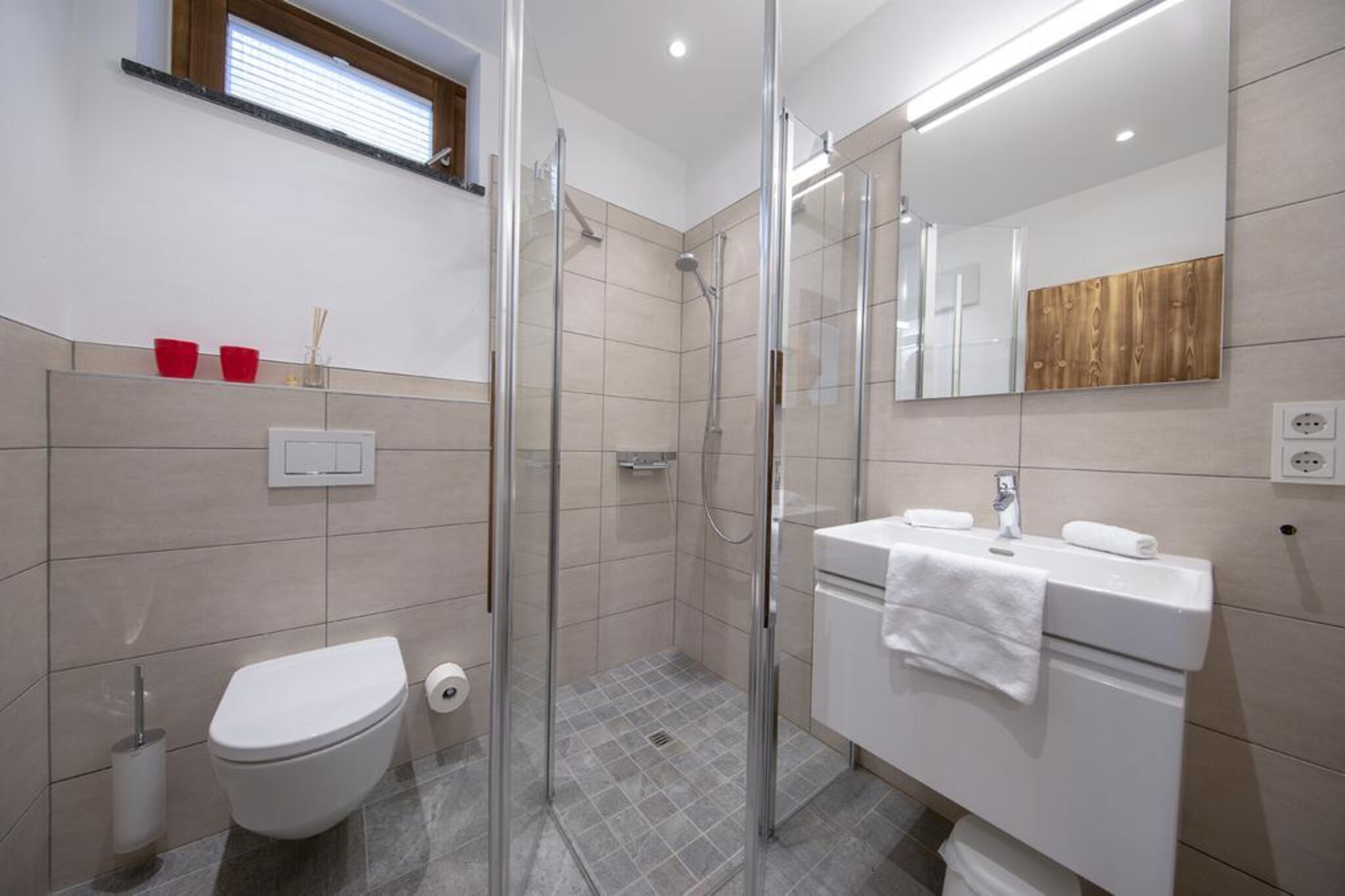 Nationalpark Chalet Arventalspitze-Badkamer