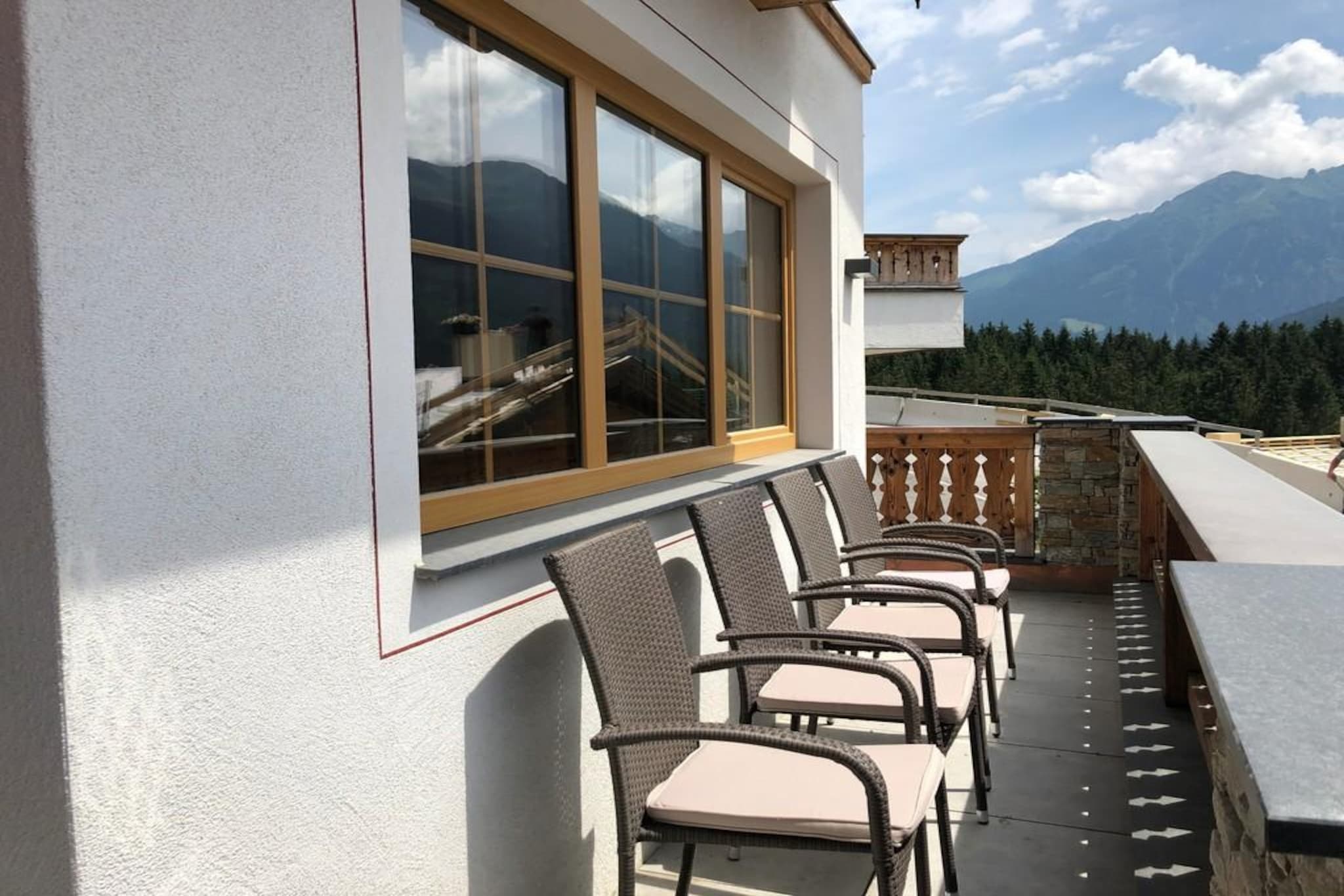 Nationalpark Chalet Rainerhorn-Terrace balcony