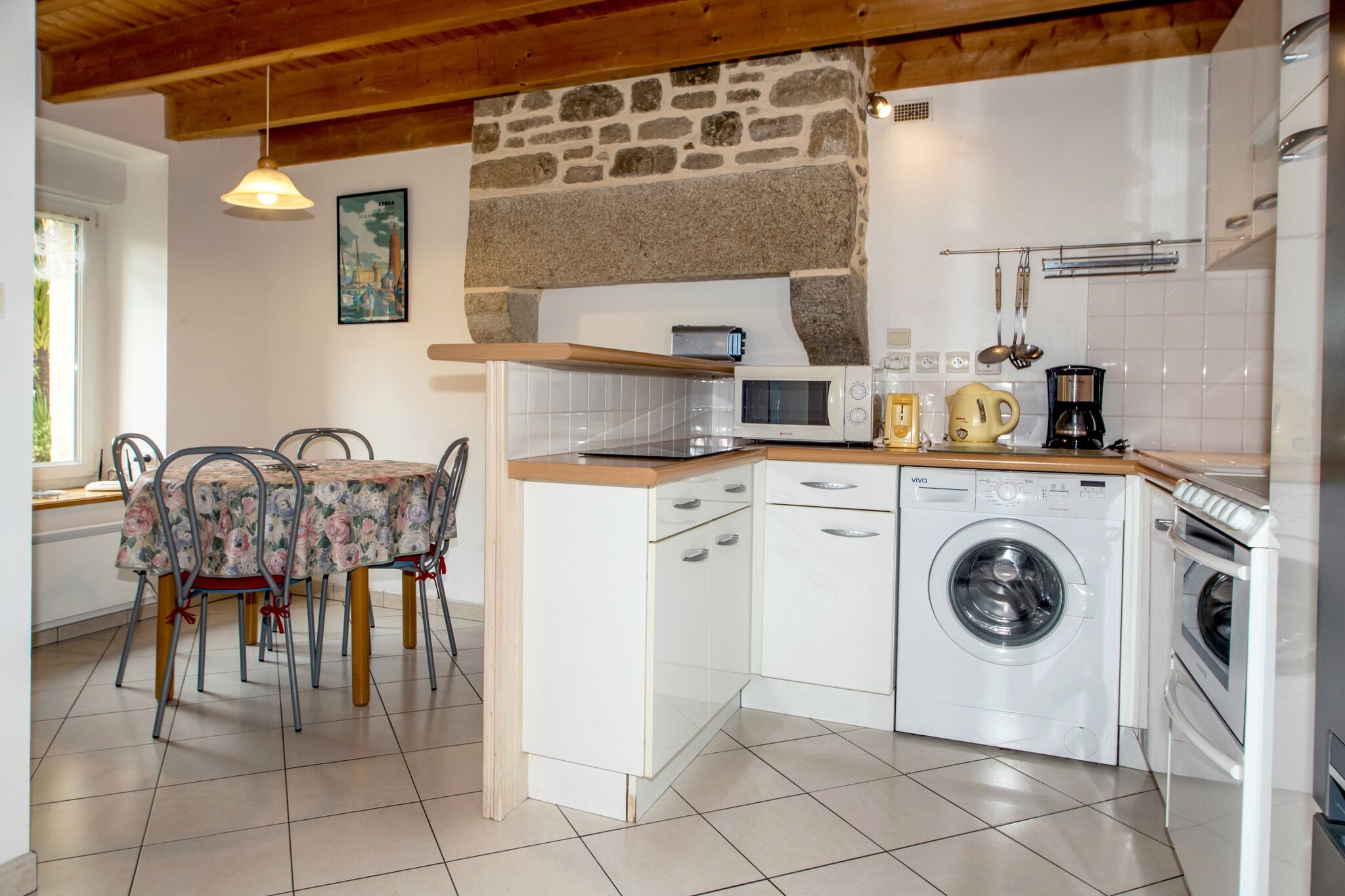 Comfortable Holiday Home in Roscoff with Garden