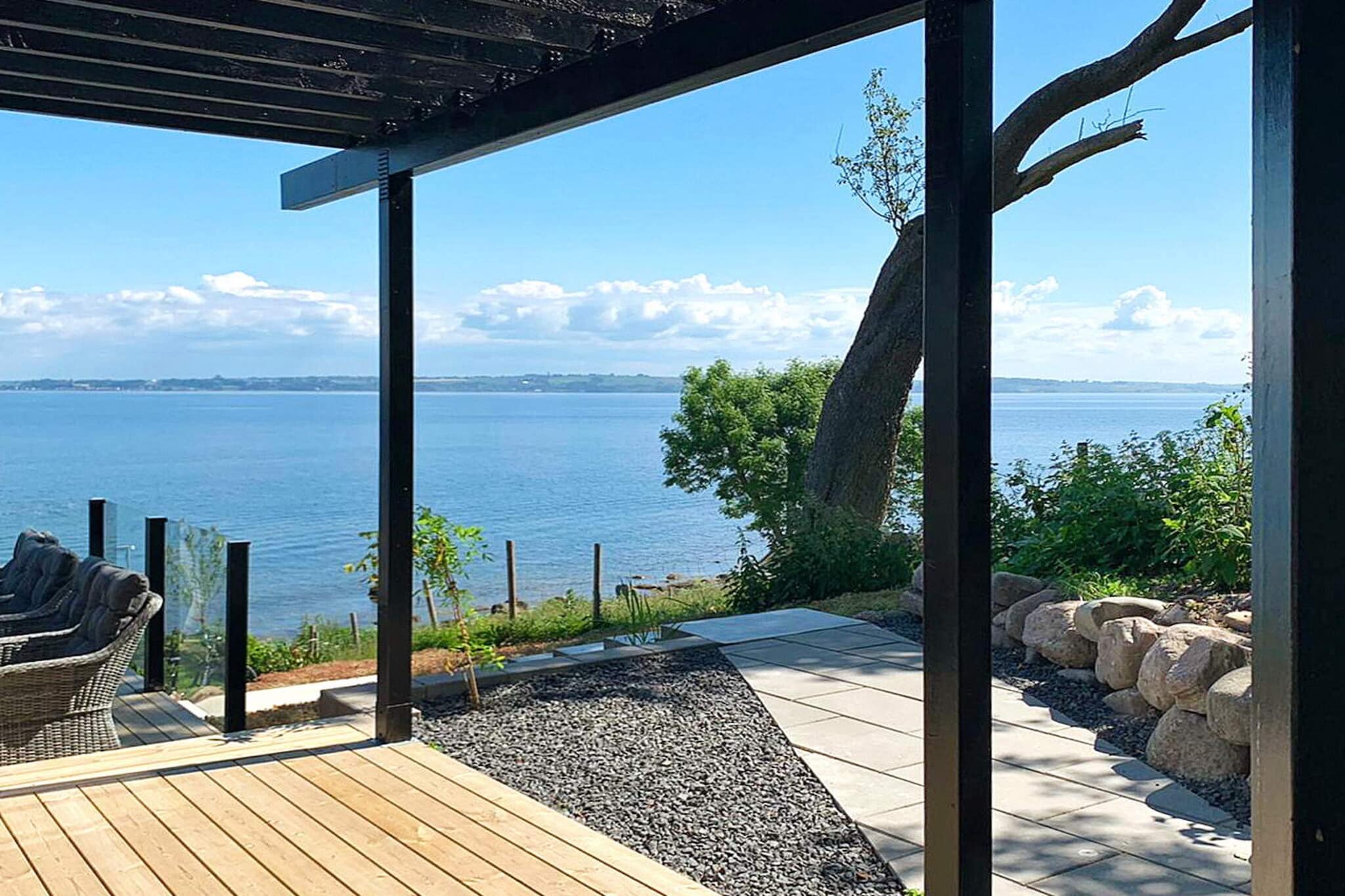 Stylish Seaside Villa on Ven-By Traum