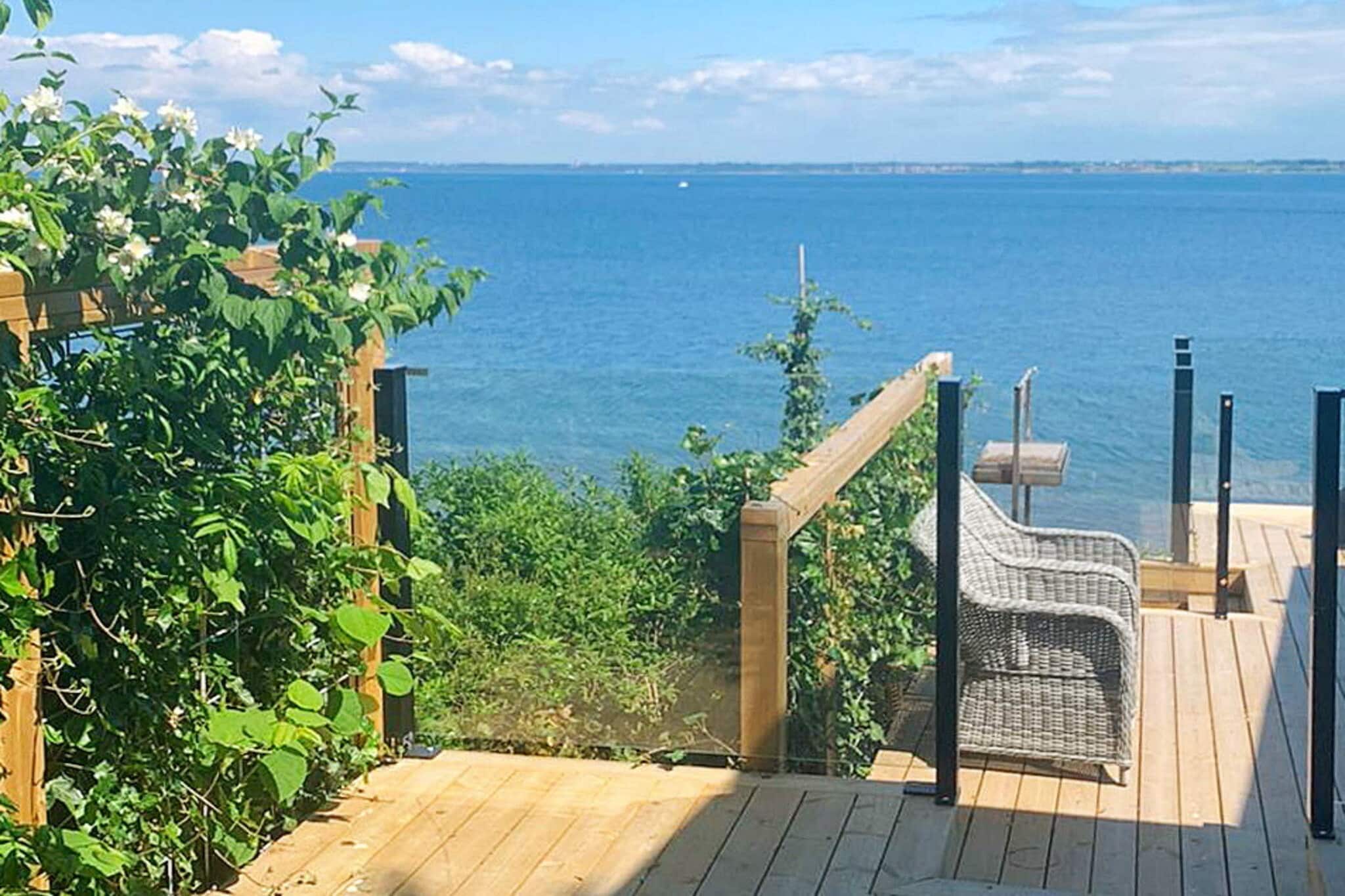 Stylish Seaside Villa on Ven-By Traum