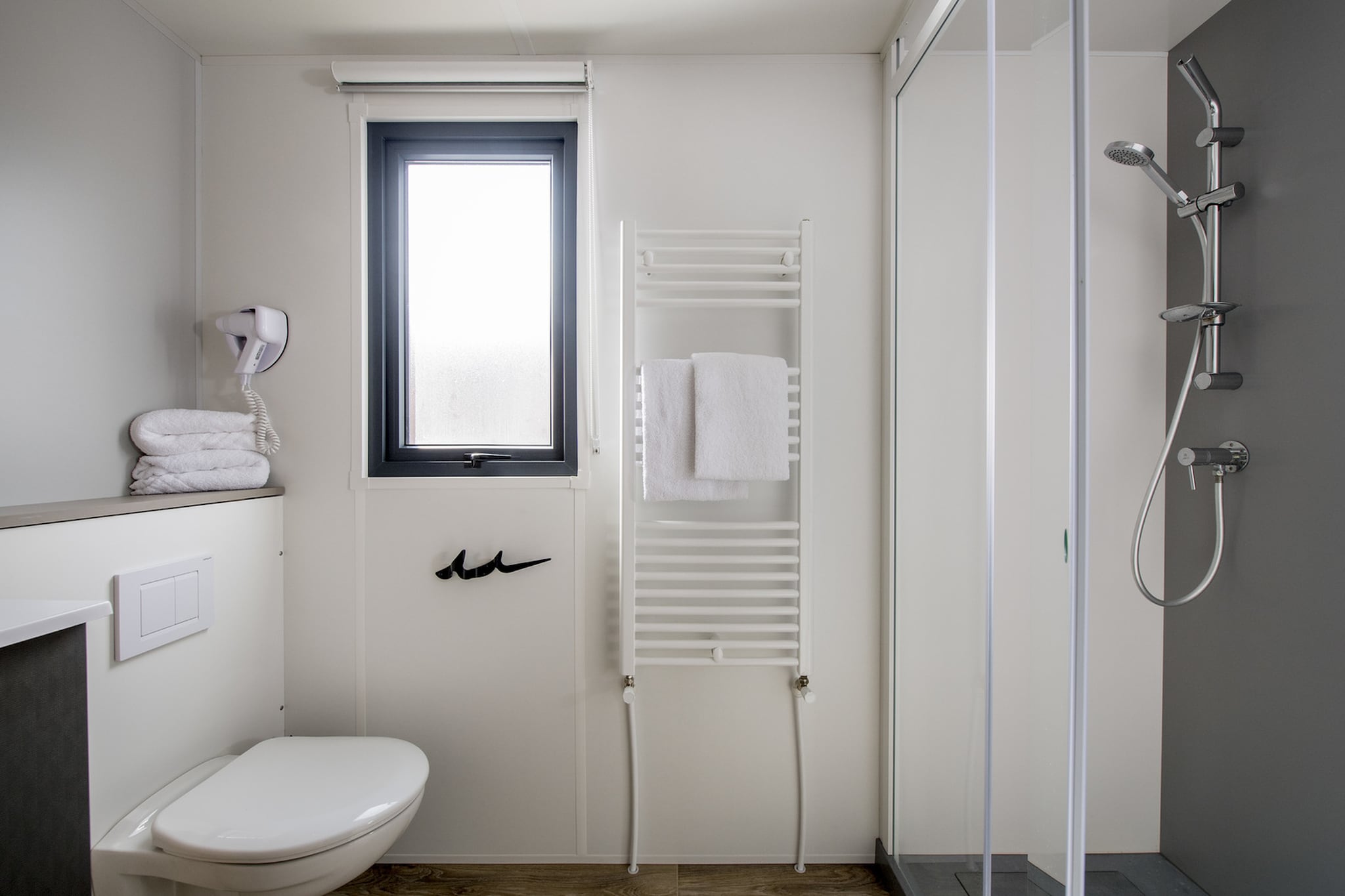 Vakantiepark Eiland van Maurik 7-Badkamer