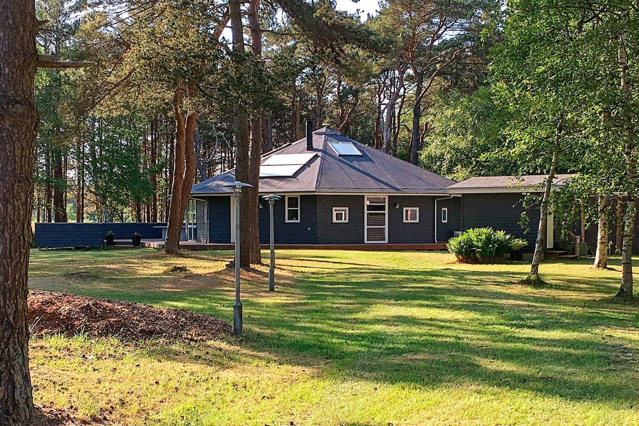 8 person holiday home in Læsø