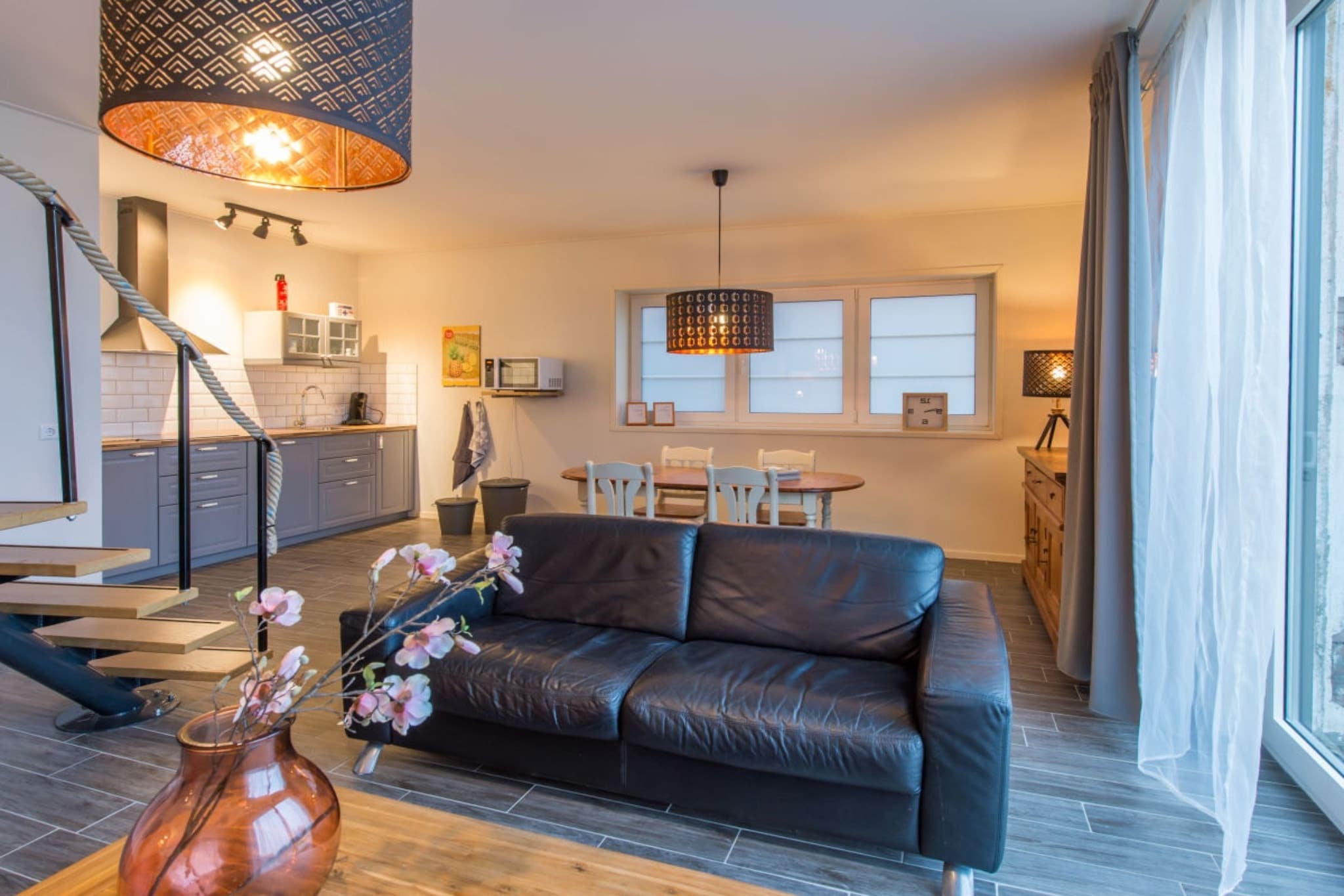 Welcome to your peaceful escape just outside Biggekerkeâ€”a cozy 4-person holiday home surrounded by open farmland and green views. This charming retreat features a stylish living area with large windows that let in natural light and offer garden views. Whether you're curling up with a book or enjoying dinner at the table, itâ€™s a space made for comfort. The fully equipped open kitchen has everything you needâ€”from a filter coffee machine and toaster to a dishwasher and combi-microwaveâ€”ideal for cooking relaxed meals during your stay.

Only 4.5 km from the coast, the golden sands and famous high dunes of Zeeland await you. After sun-filled days by the sea, return to the calm of the countryside. Biggekerkeâ€™s quaint charm includes a lovely church square, a playground, and a nearby snack bar just 350 meters away. For a day trip, cycle or drive to Zoutelande in 10 minutes for boutique shops, beachfront restaurants, and cozy cafÃ©s. Middelburg and Vlissingen are both 15 minutes away and full of history, culture, and lively dining options.

Upstairs, two bedrooms with plush boxspring double beds promise restful nights, while the bathroom offers a refreshing shower and separate toilet for added convenience. You'll also find a washing machine and dryer on-siteâ€”perfect for longer stays. Enjoy your private terrace with garden furniture for morning coffee or evening drinks. With free parking on-site, this home makes exploring the best of Zeeland easy and stress-free.