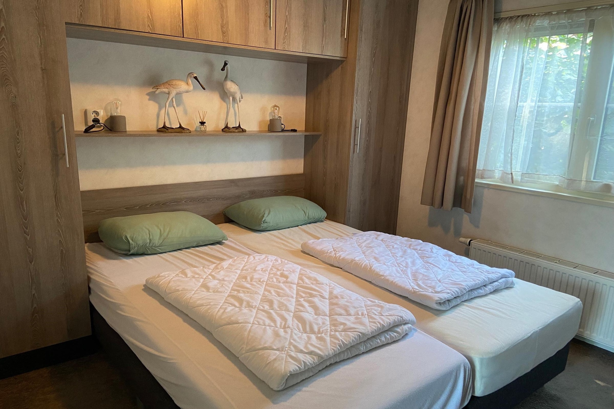Recreatiepark Wiringherlant - Wiringher Chalet 94-Slaapkamer