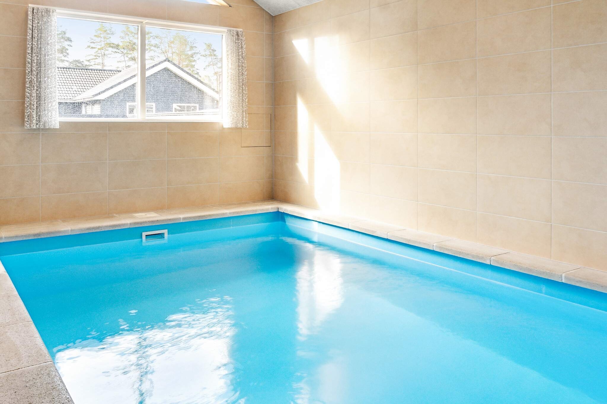 14 persoons vakantie huis in Væggerløse - Zwembad