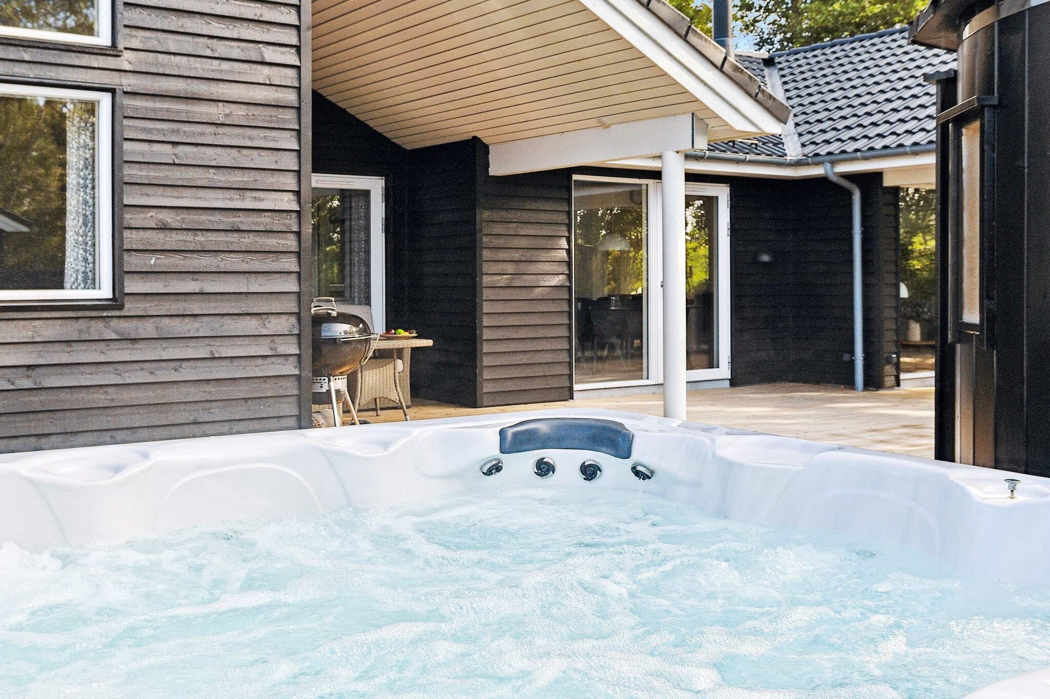 14 persoons vakantie huis in Væggerløse - Spa