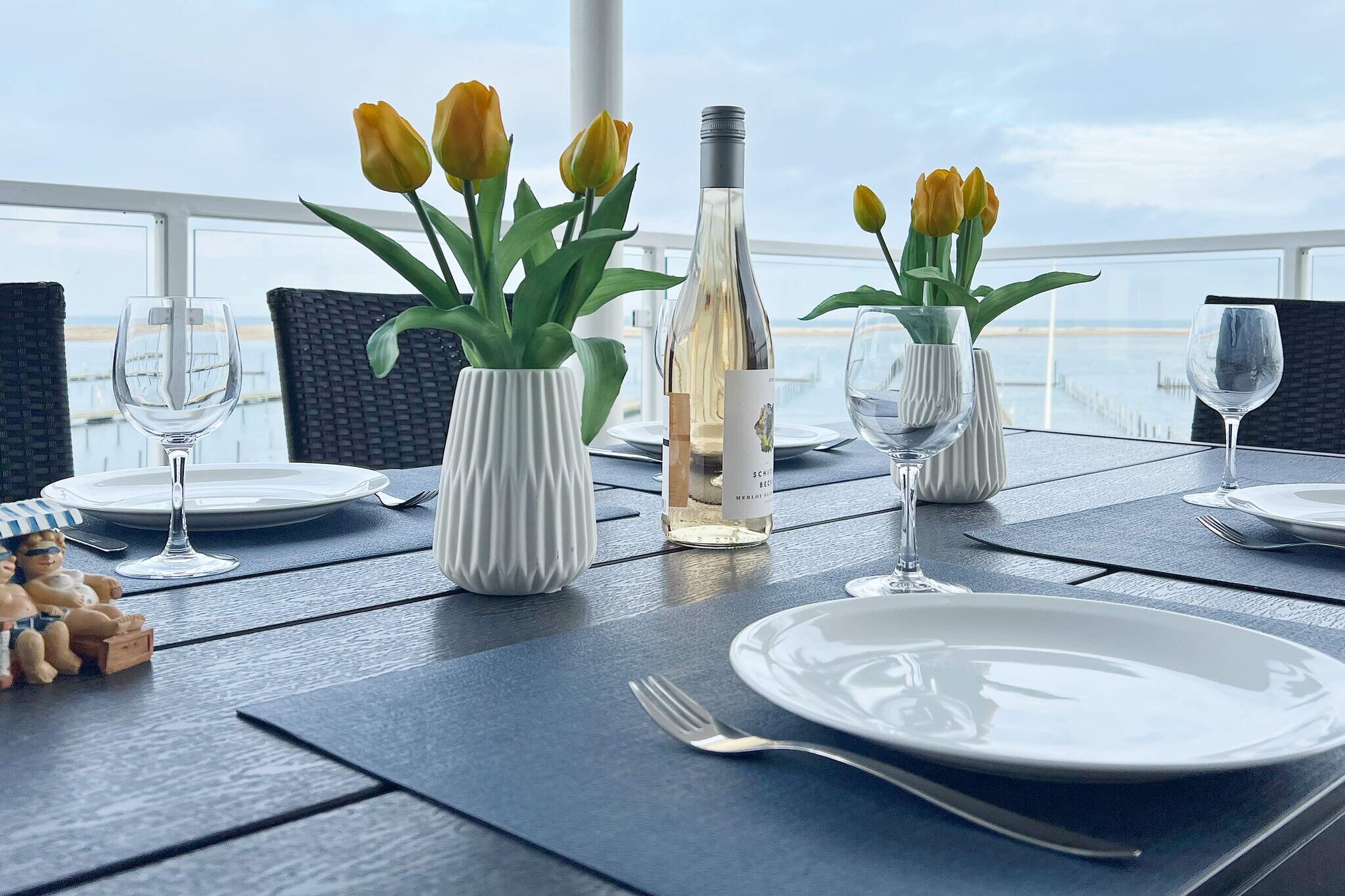 Spacious Coastal apartment, Wendtorf