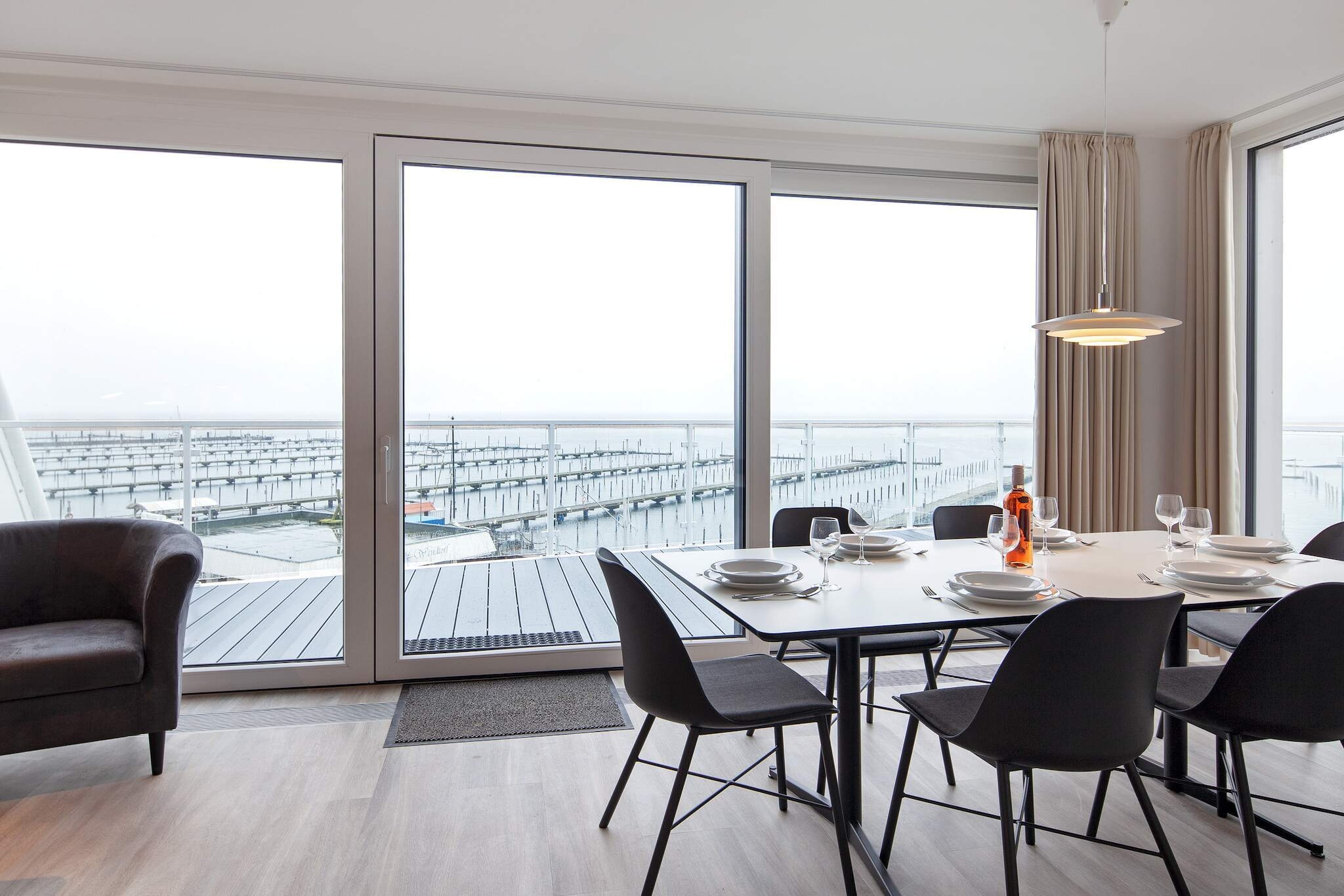 Exclusieve jachthavenvilla direct aan zee - Binnen