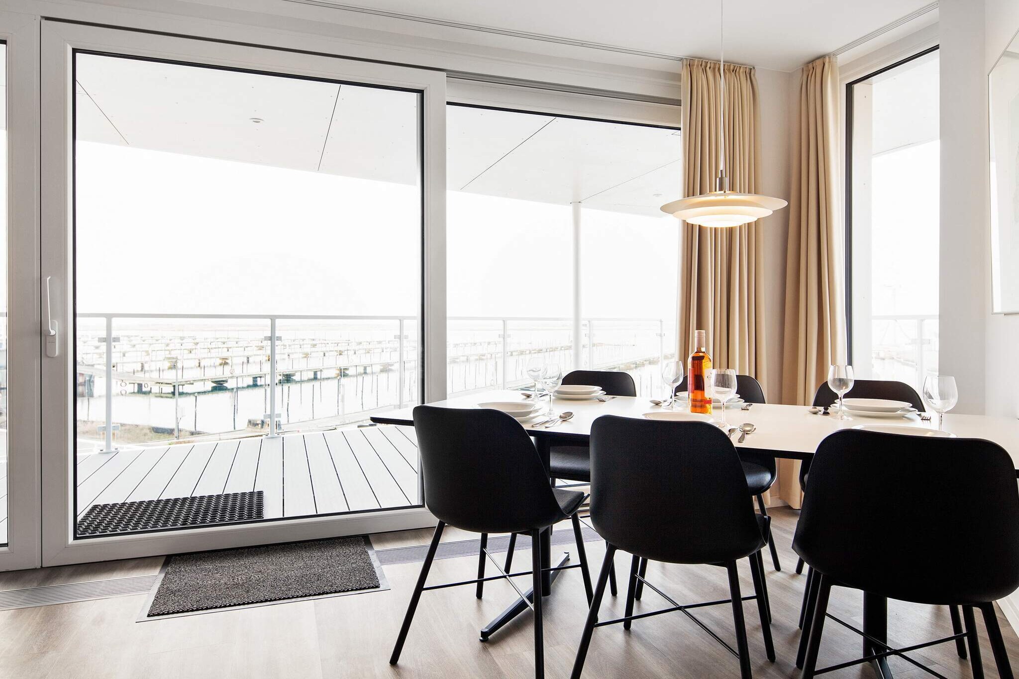Exklusive Auszeit mit Meerblick - Indoor