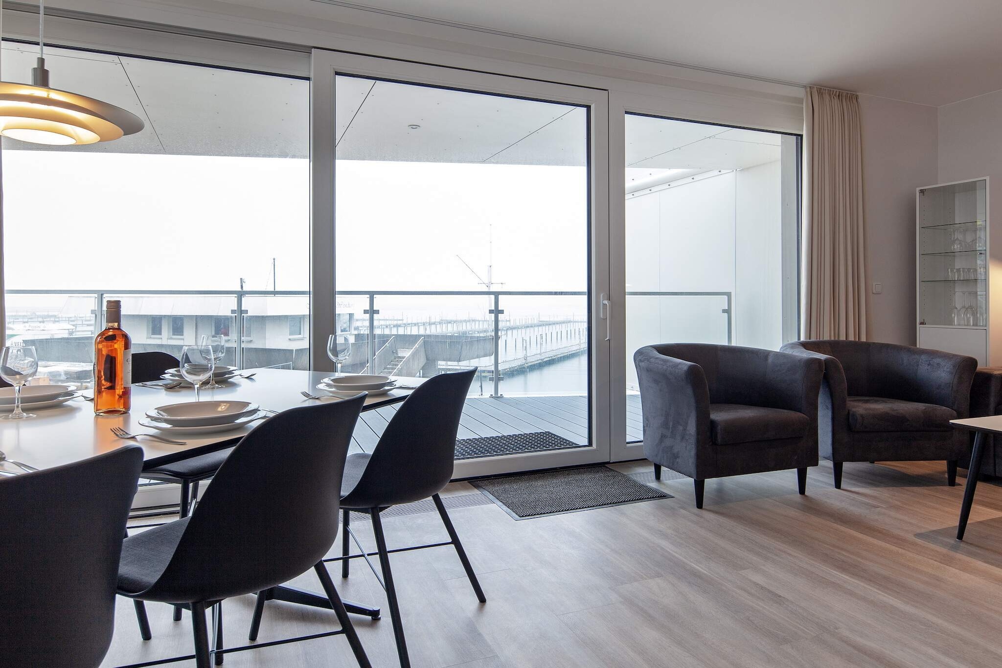 Exclusief vakantieappartement aan de haven - Binnen