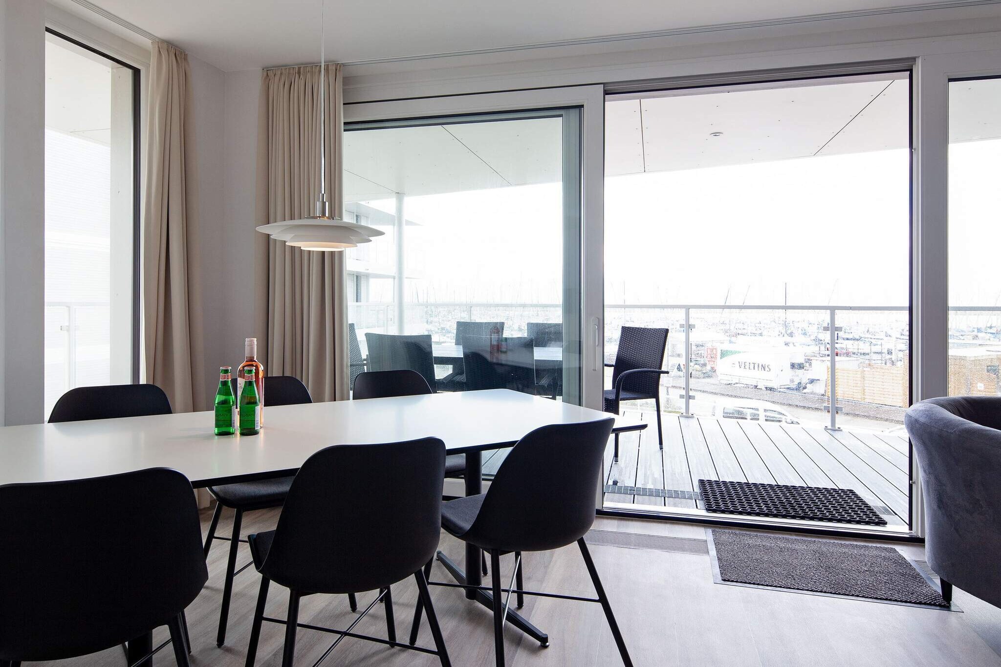 Exclusief vakantieappartement aan de haven - Binnen