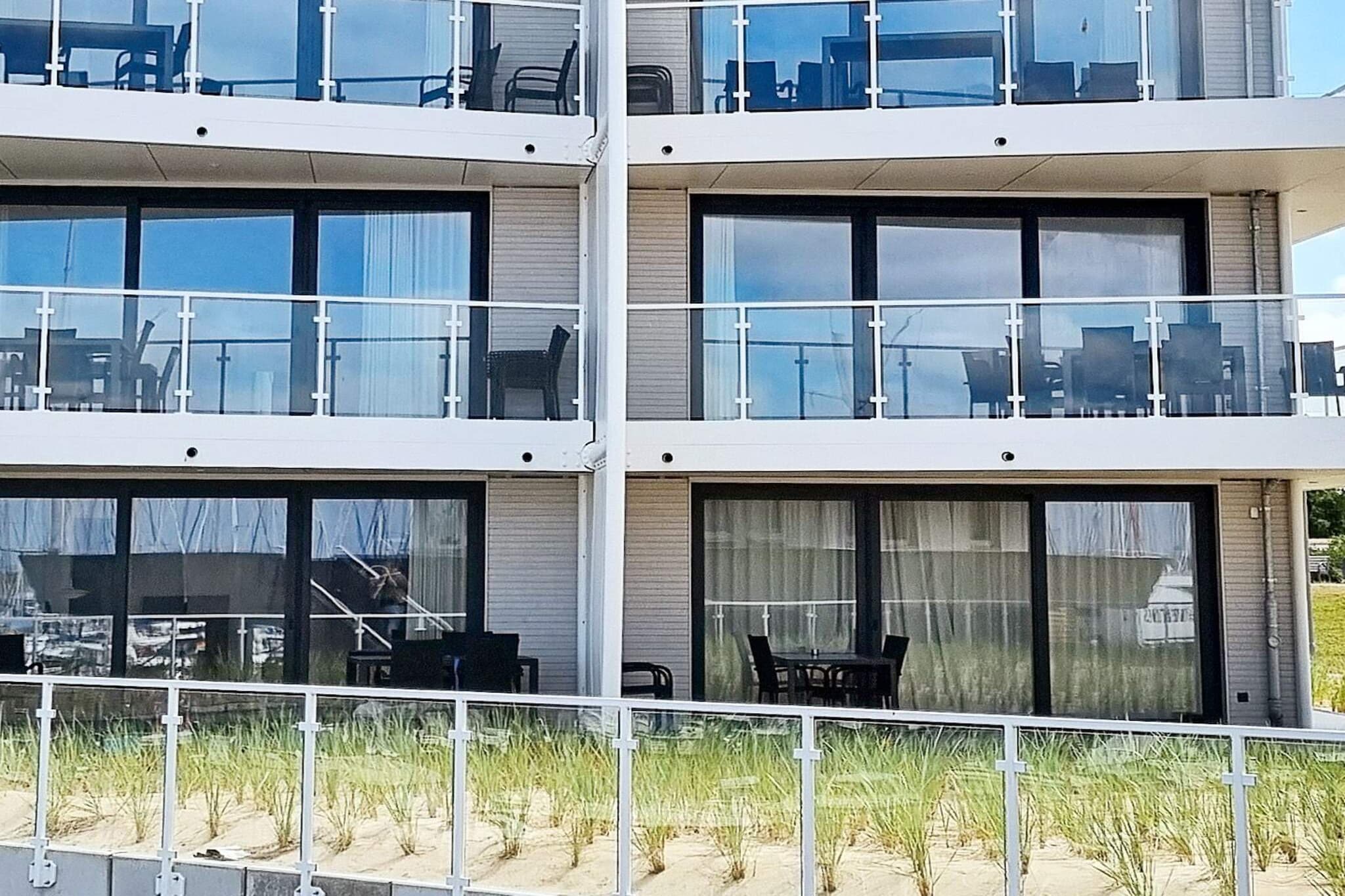Modern designappartement aan zee - Buitenlucht