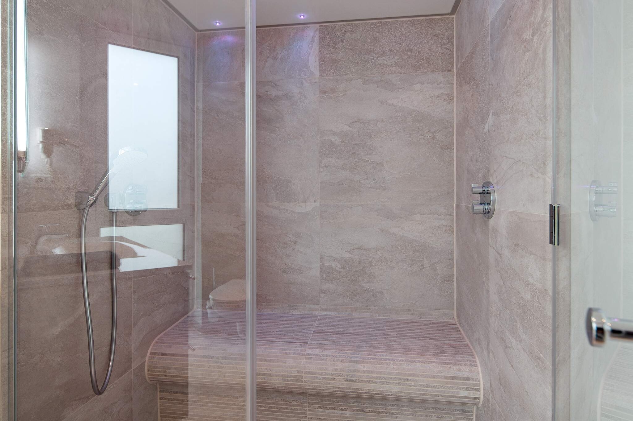 Modern designappartement aan zee - Binnen