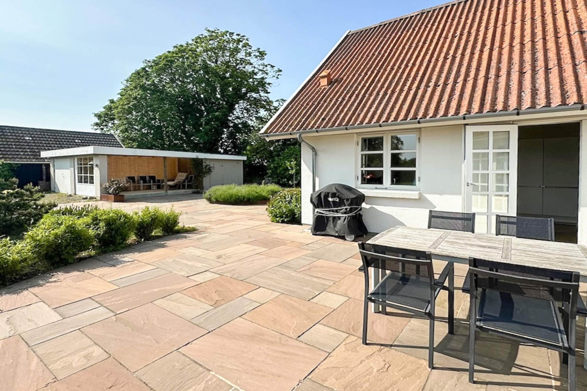 8 persoons vakantie huis in Nexø-Buitenlucht