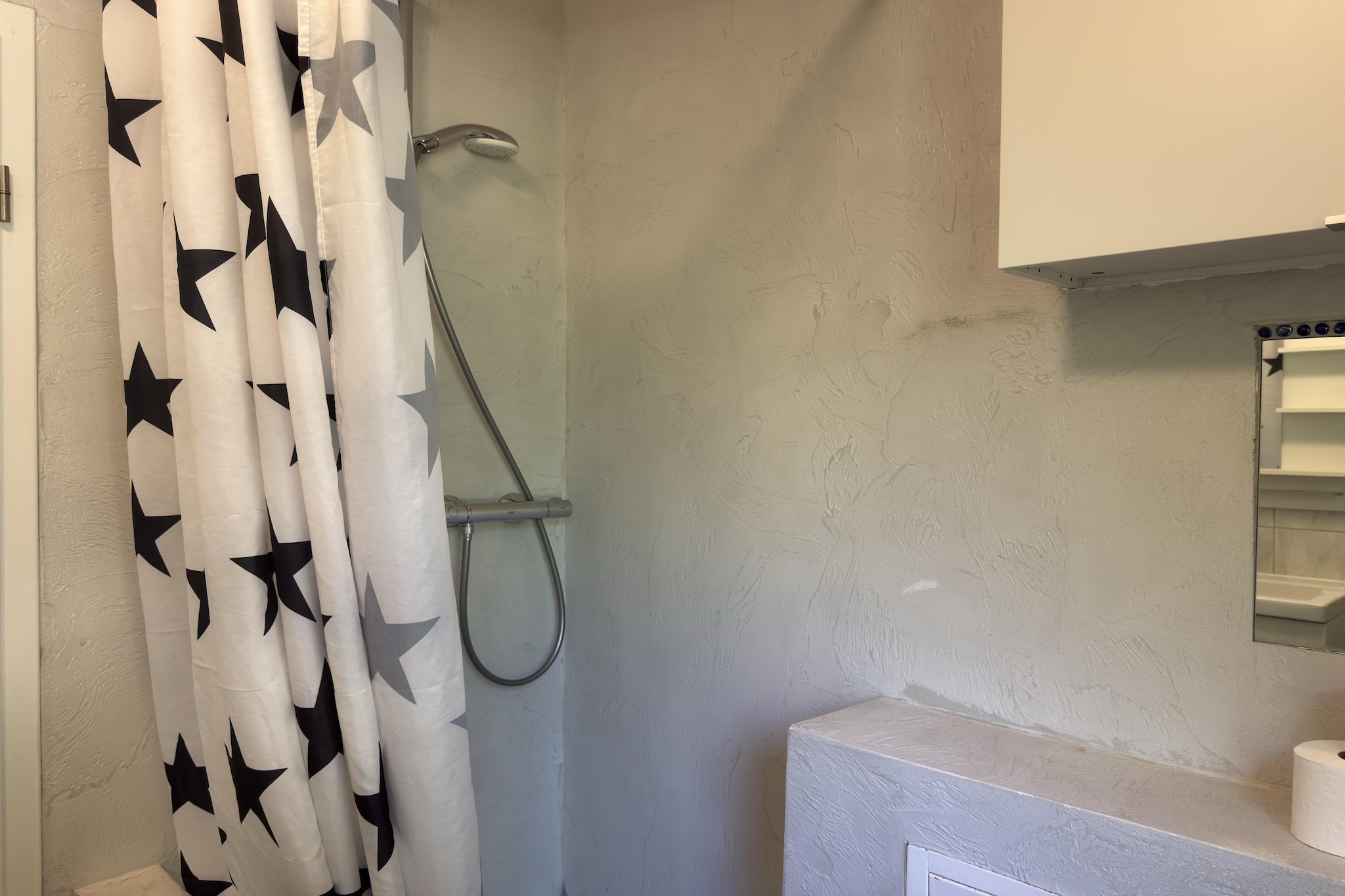 Untere Ferienwohnung-Bathroom